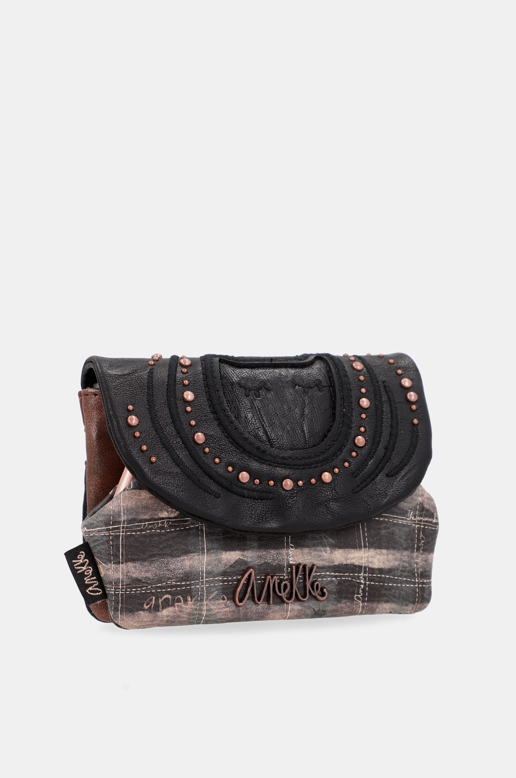 Wild coin purse with flap
