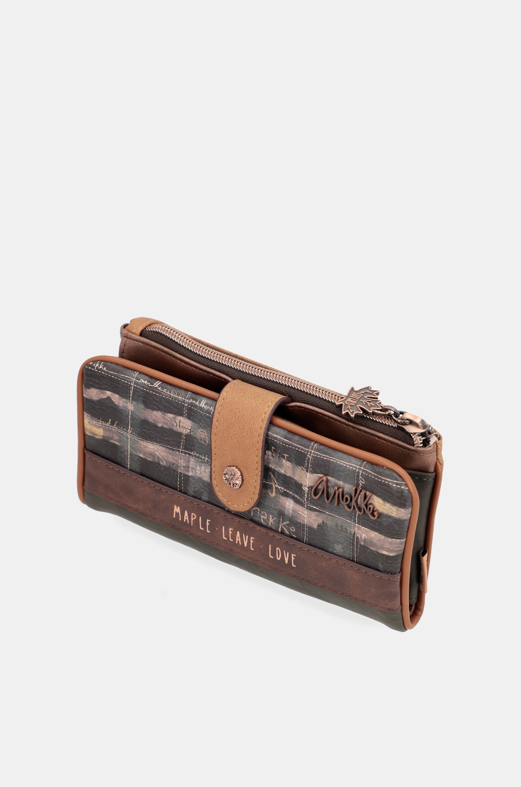 Wild flexible material wallet