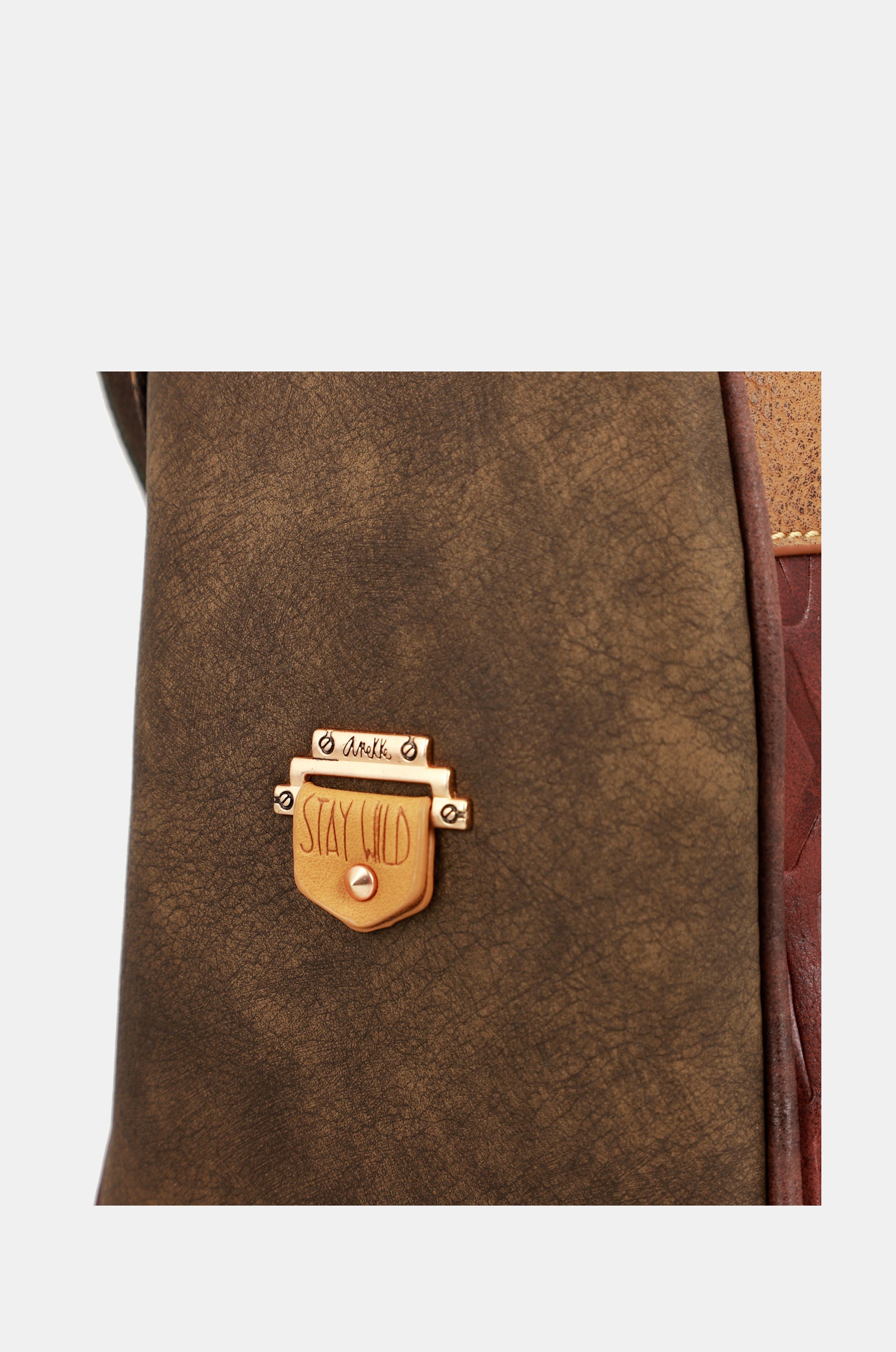 Urban logo large messenger bag