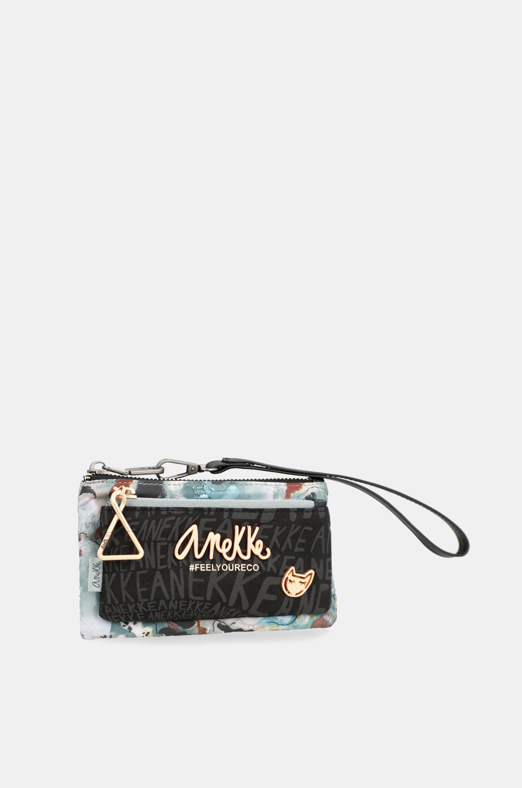 Nature Woods wallet purse with hand strap