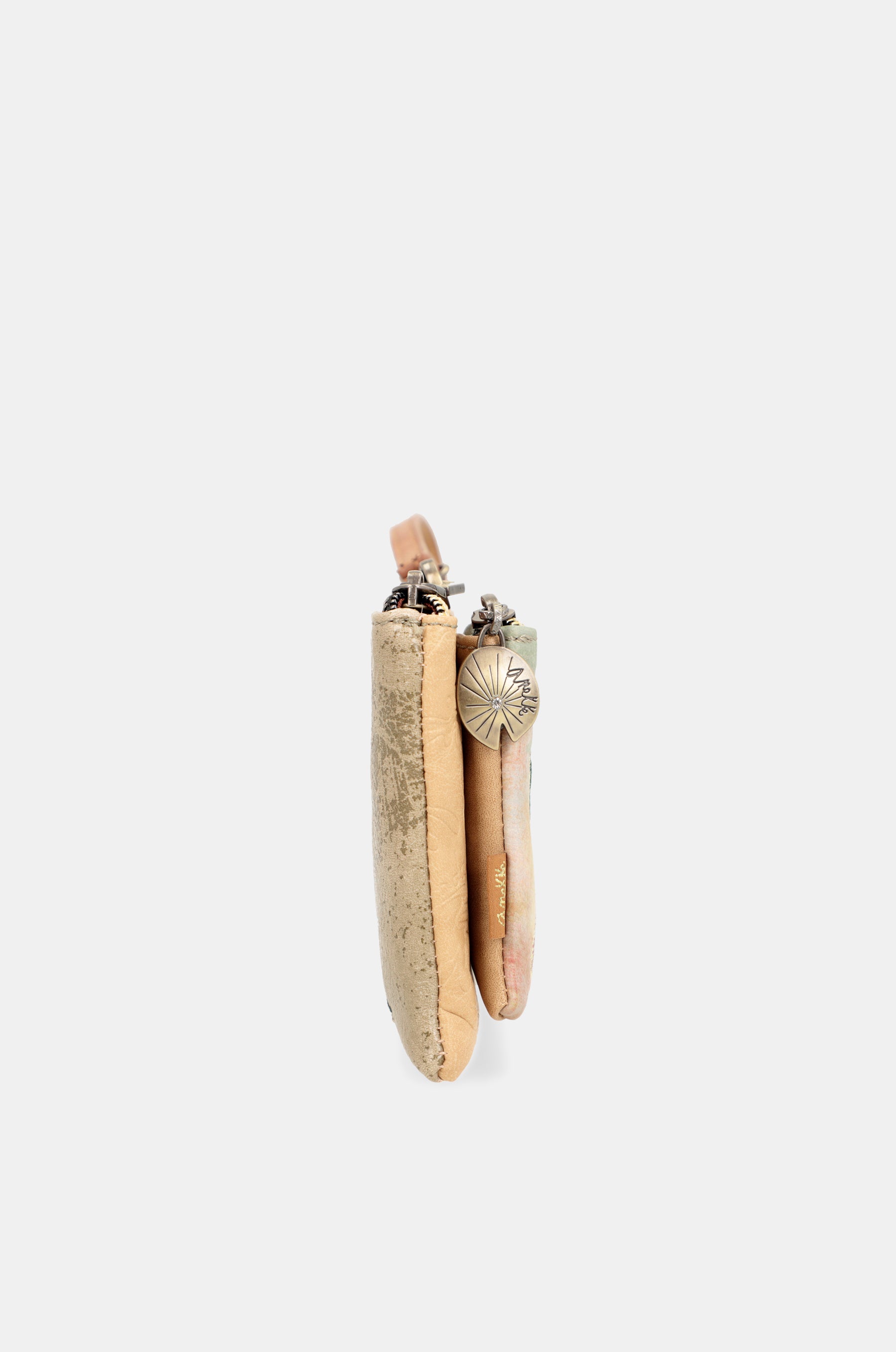 Amazonia wallet handbag