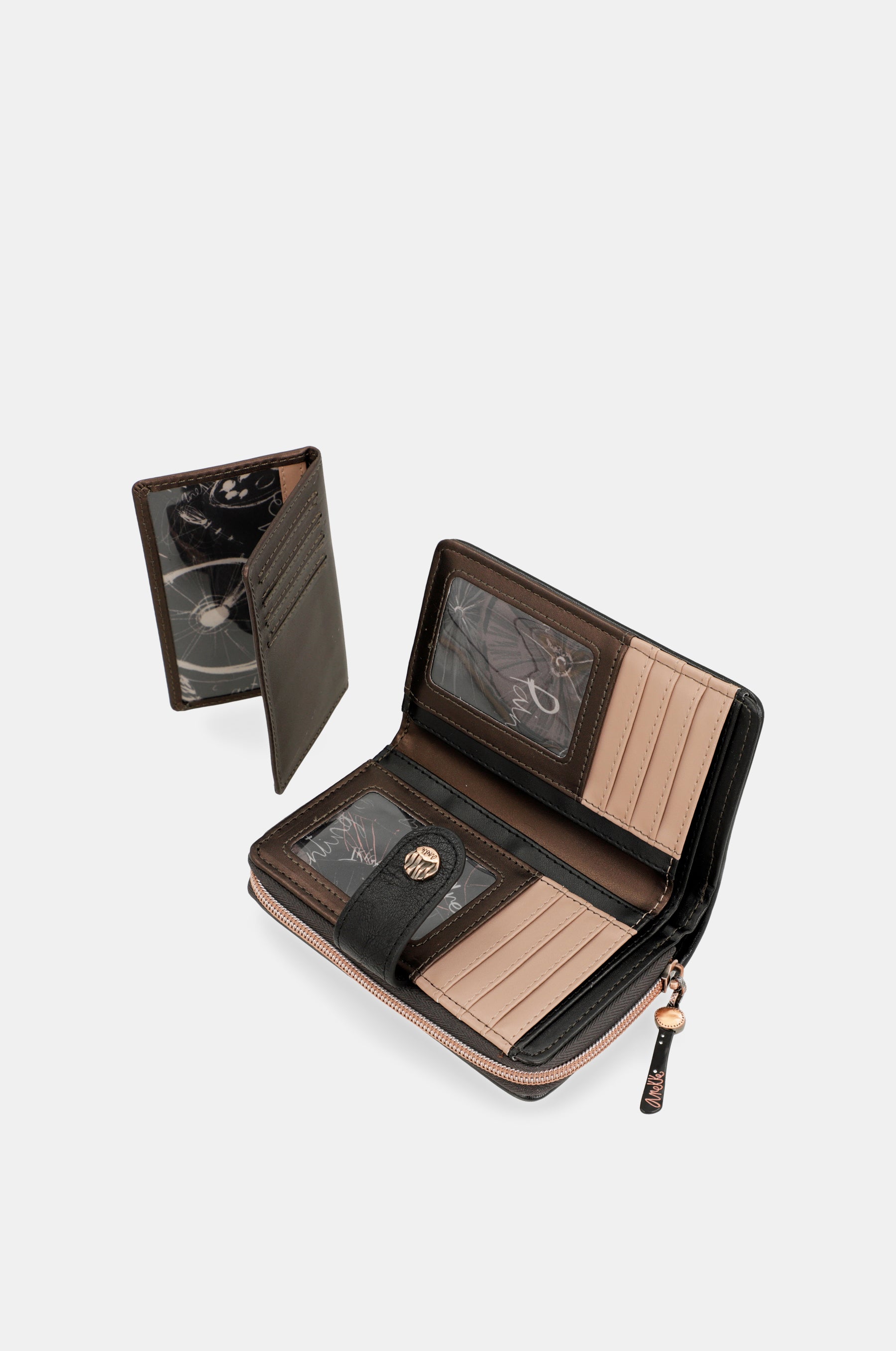Shōen Medium Black RFID Wallet
