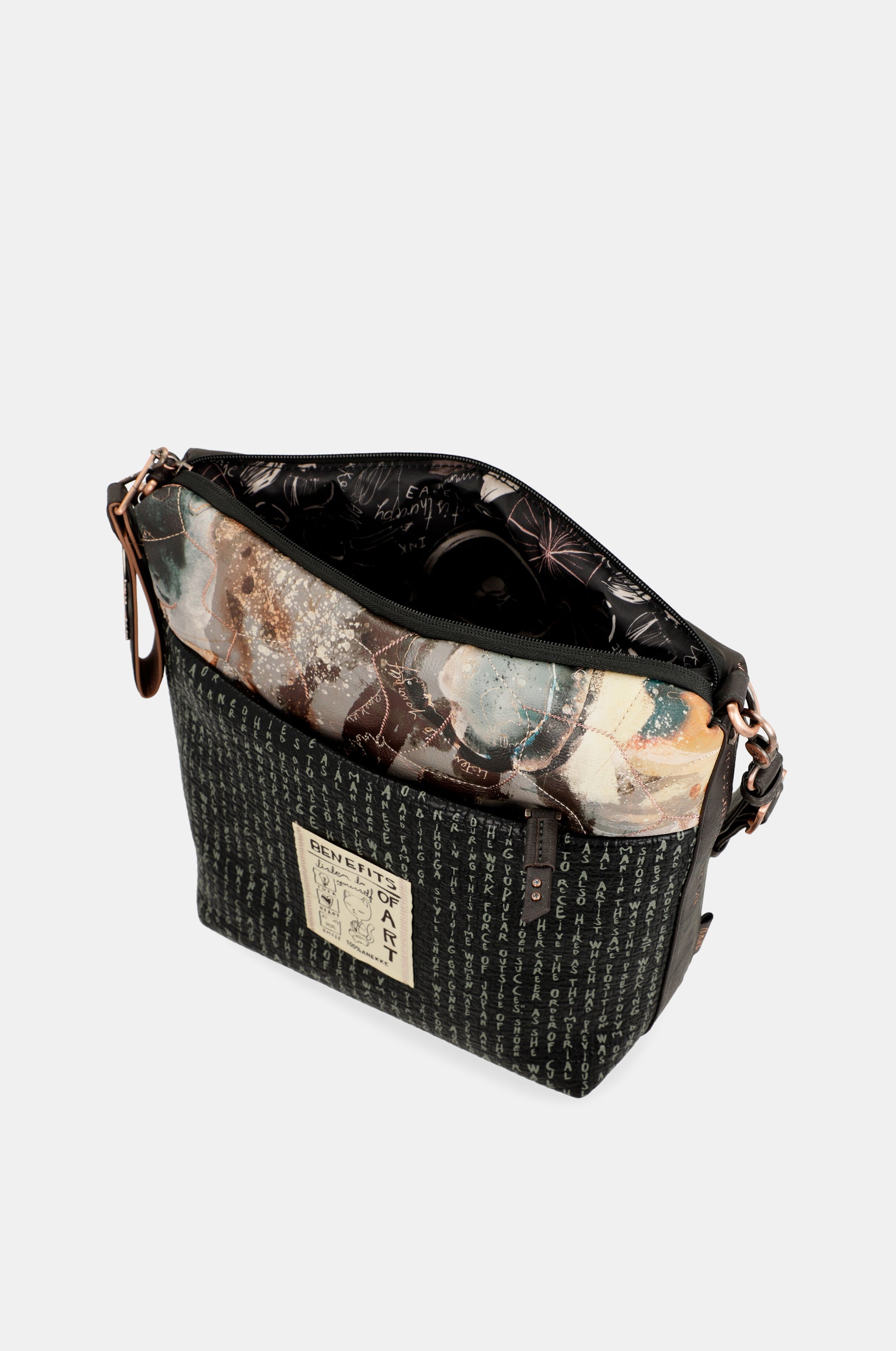 Shōen Padded shoulder bag