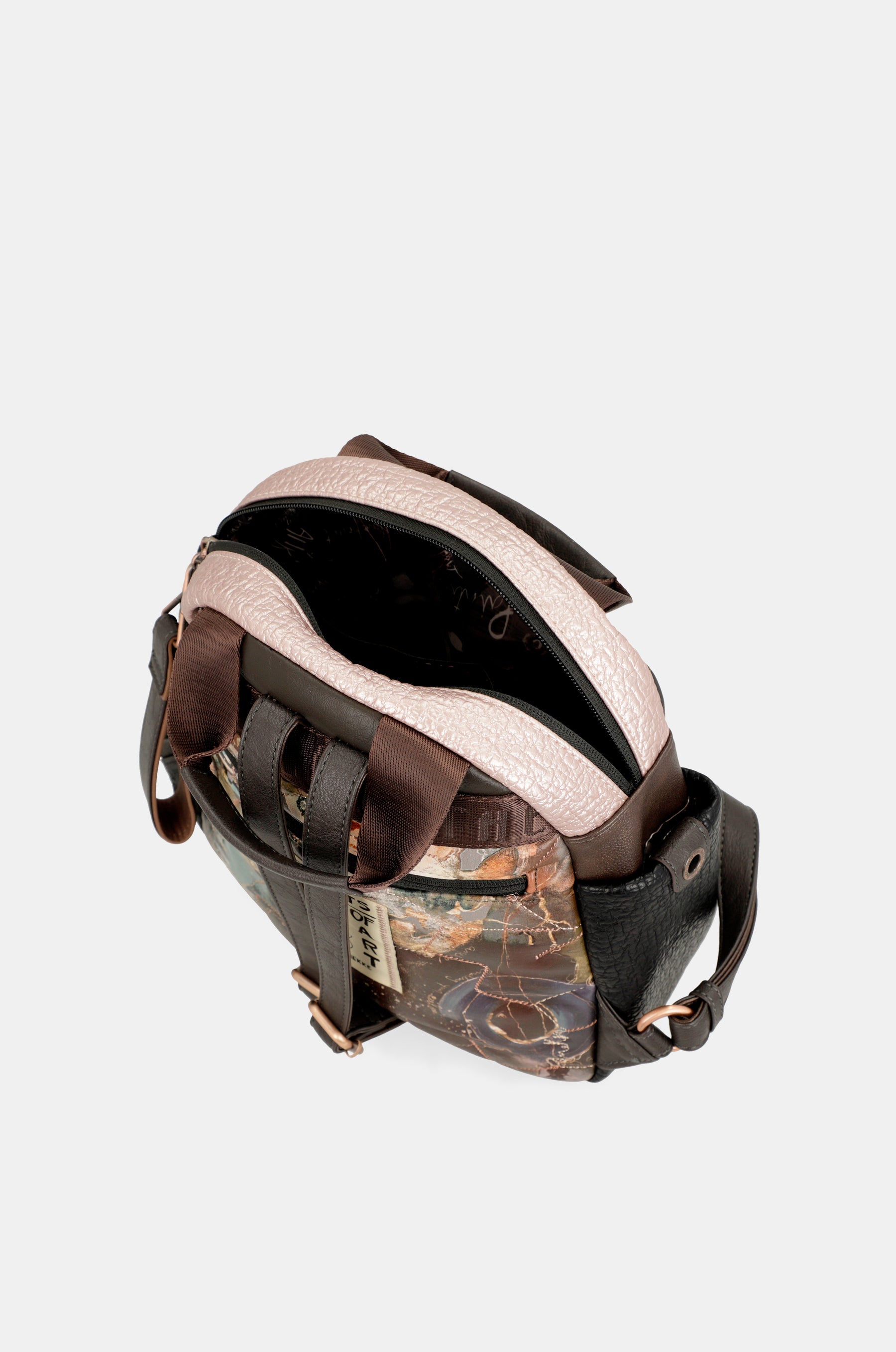 Shōen Padded medium backpack