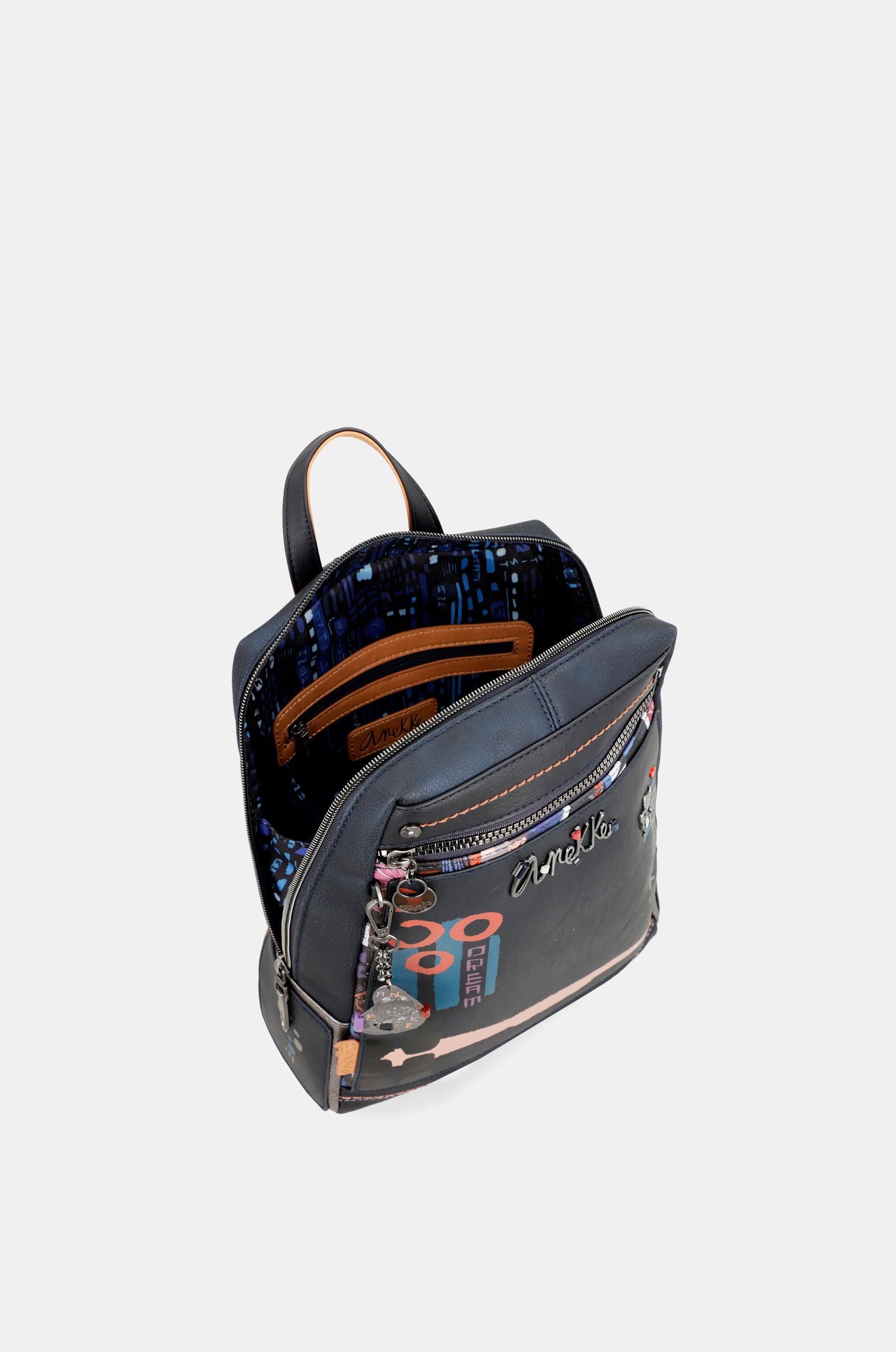 Kyomu backpack for walking
