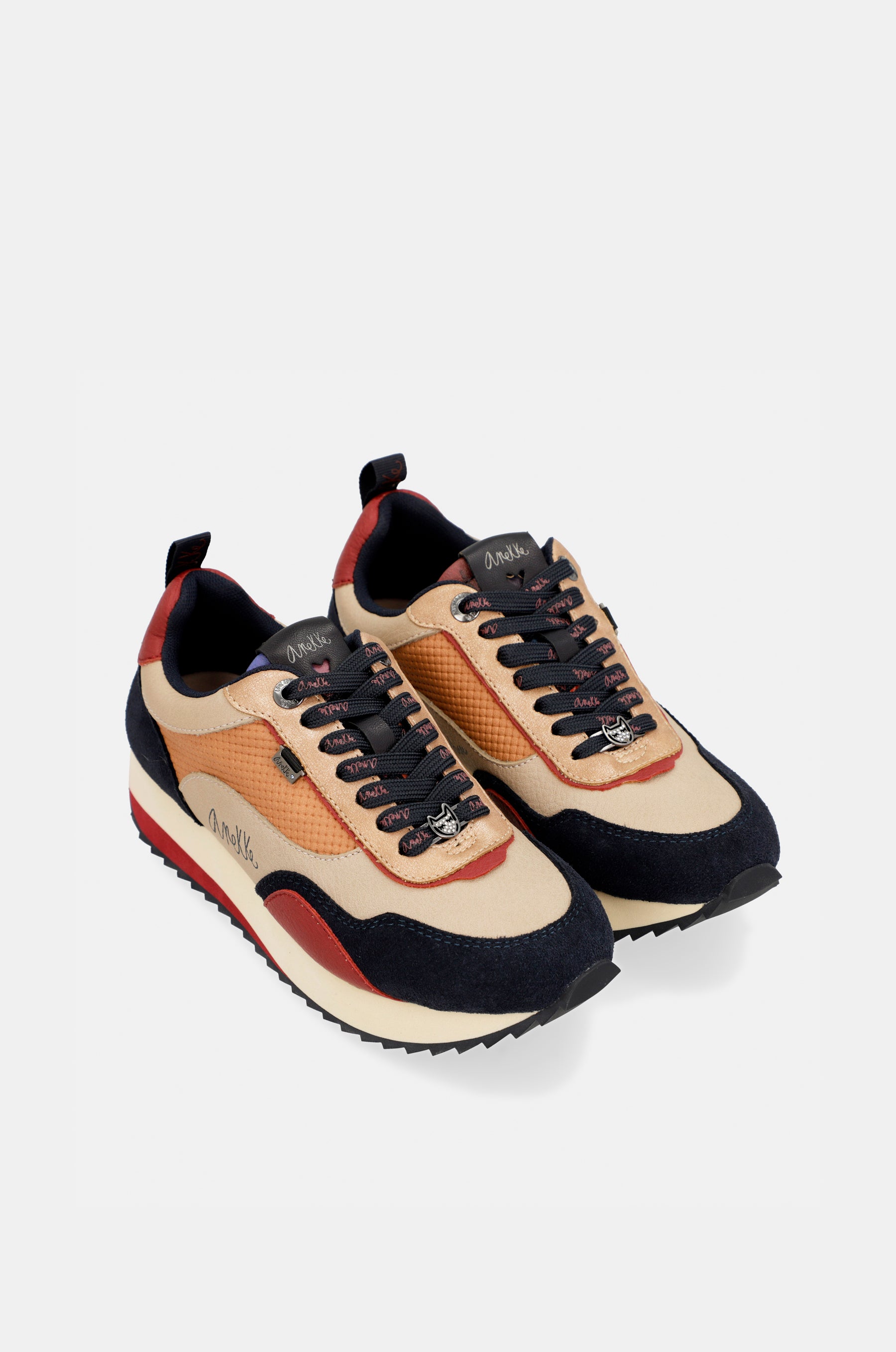 Multicolor Contemporary Sports Sneakers