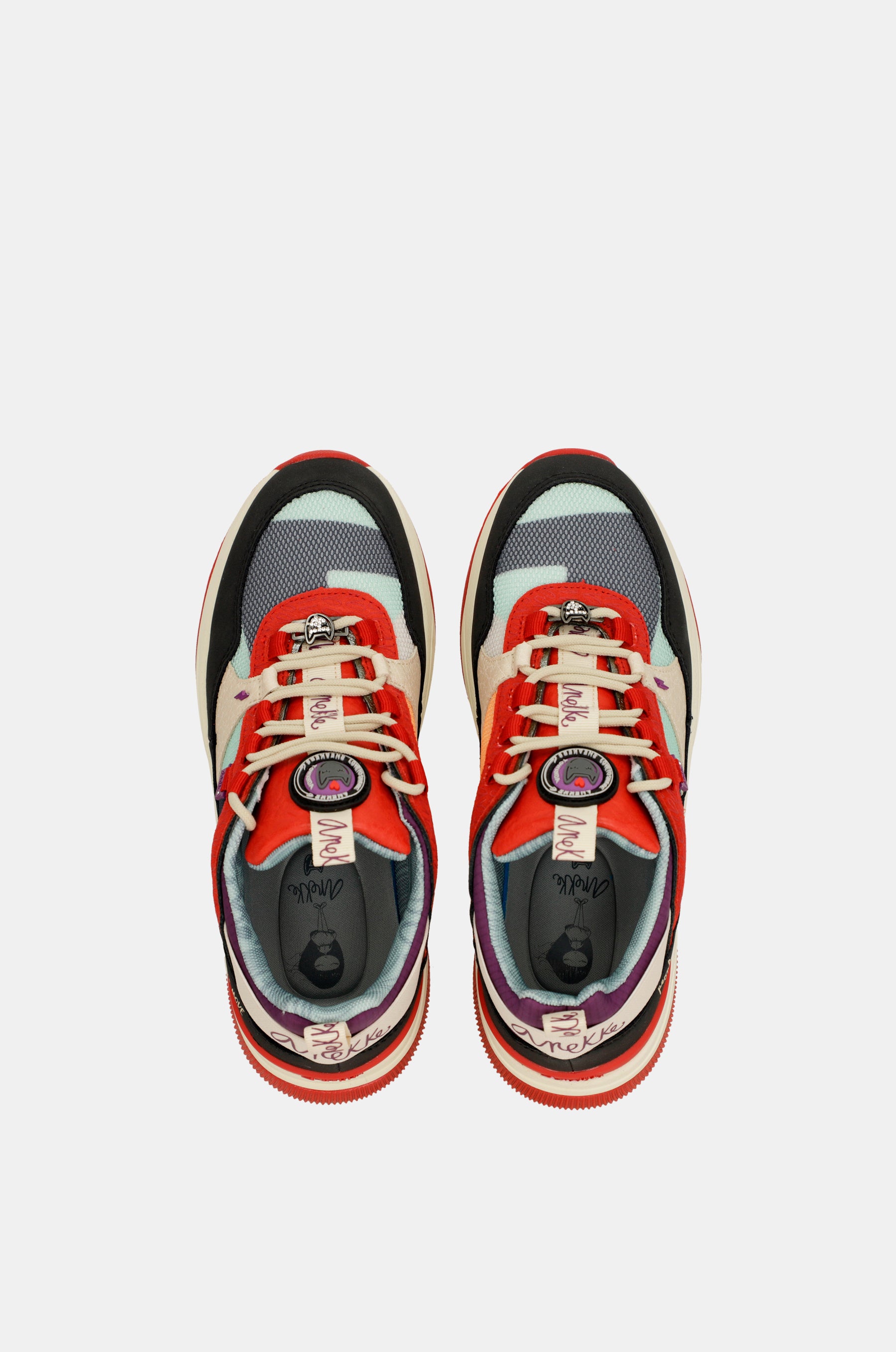 Fashion red sneakers