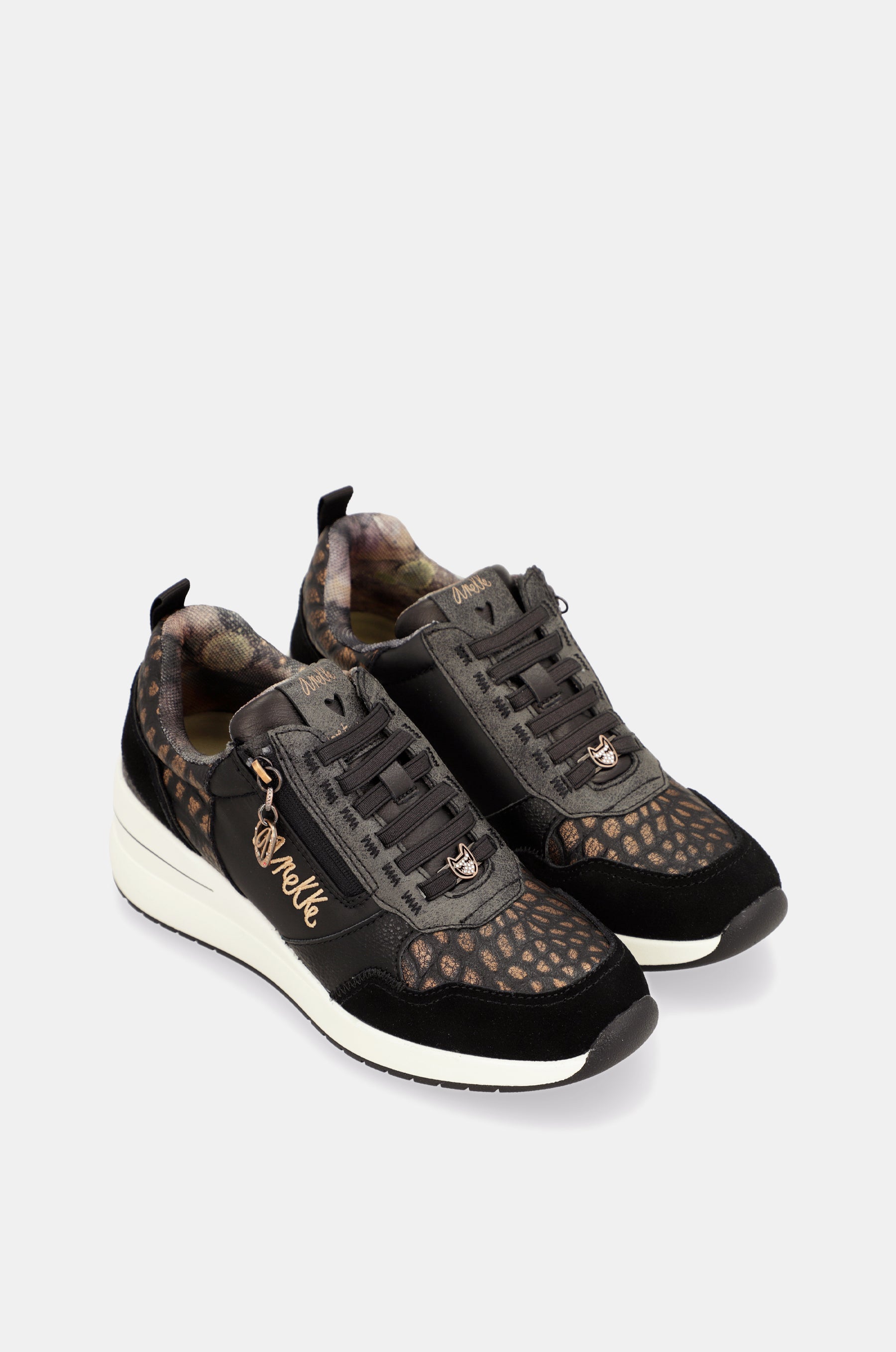 Dreams black wedge sneakers
