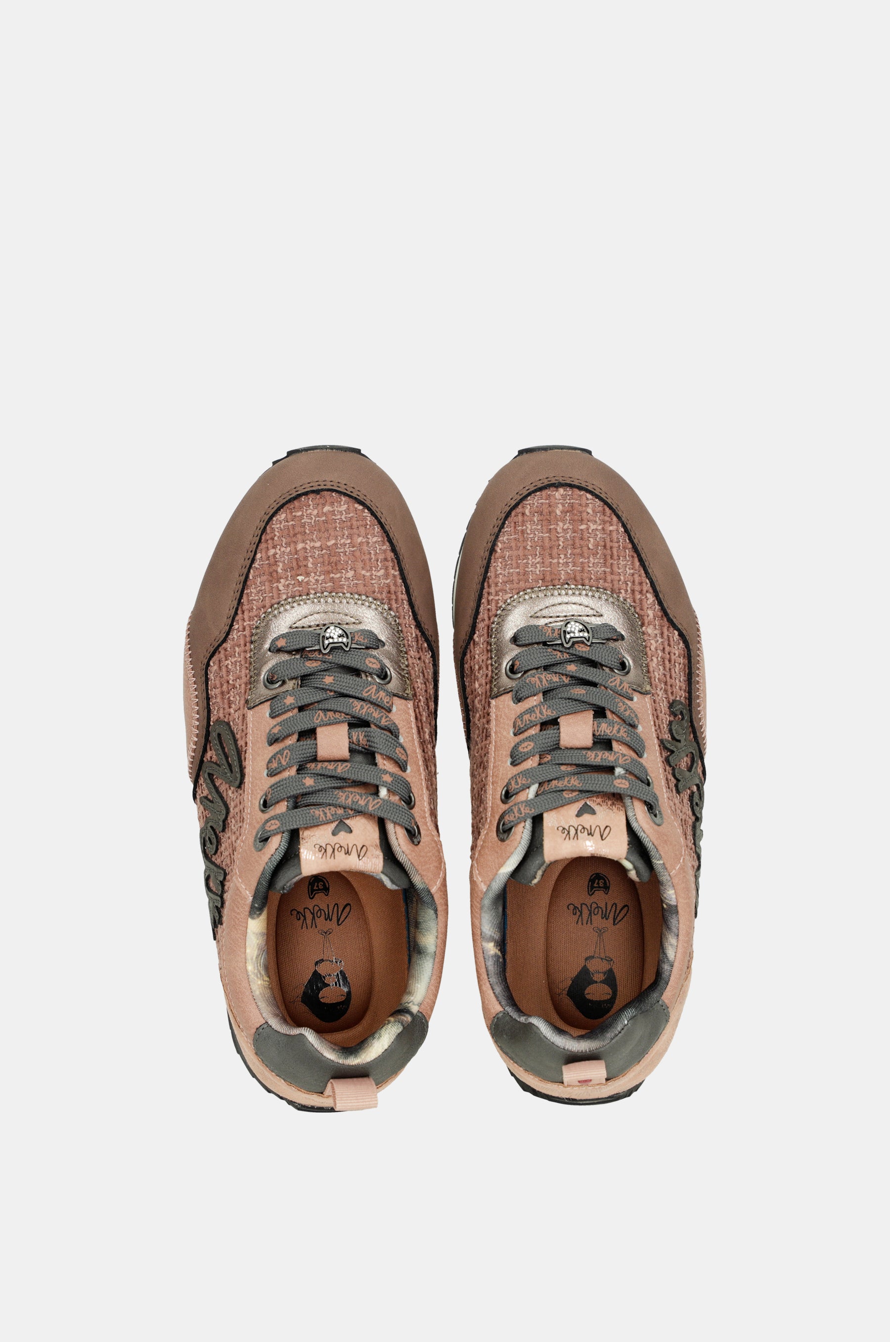 Travel pink sneakers