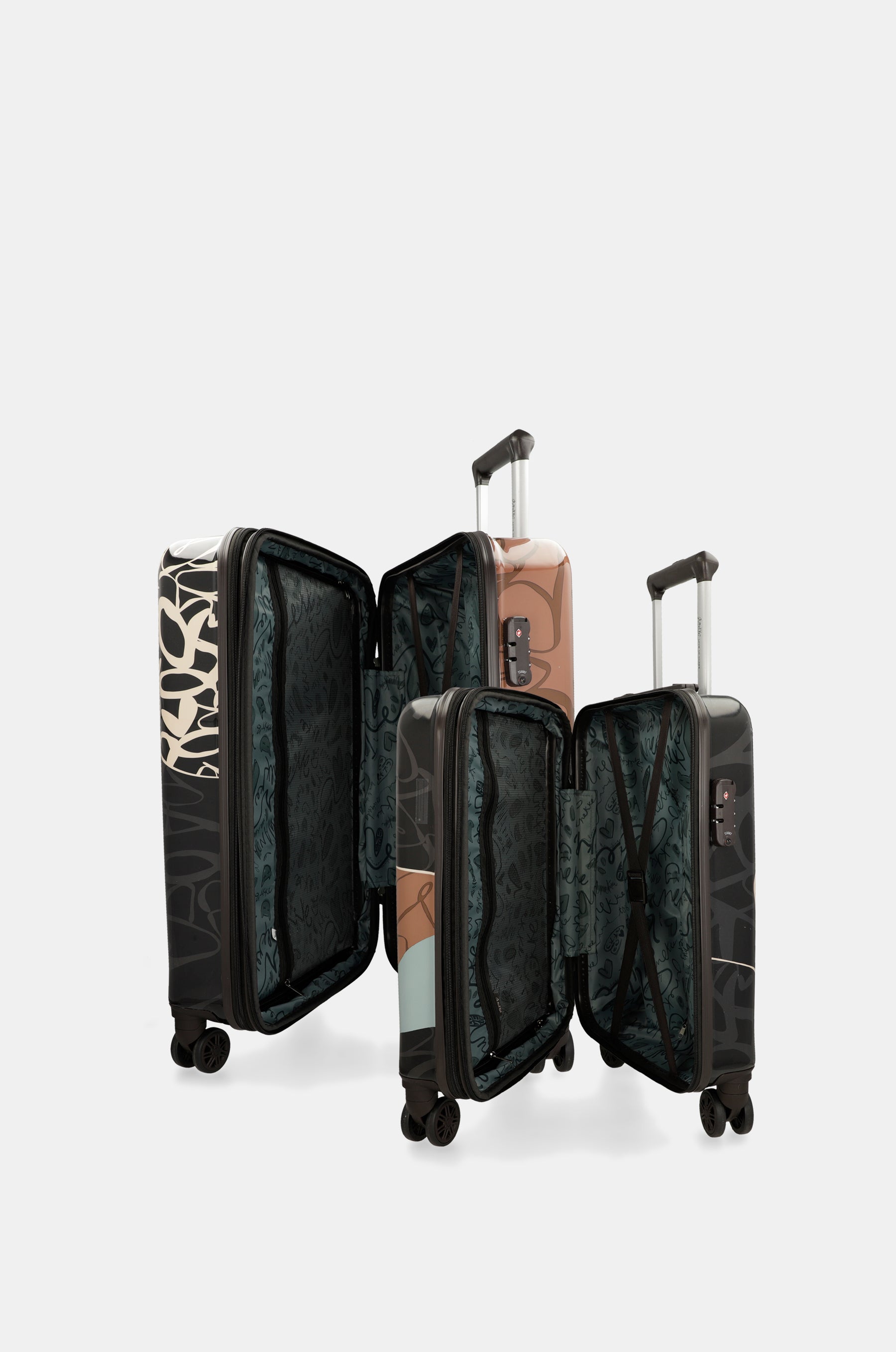 Imaginary luggage set