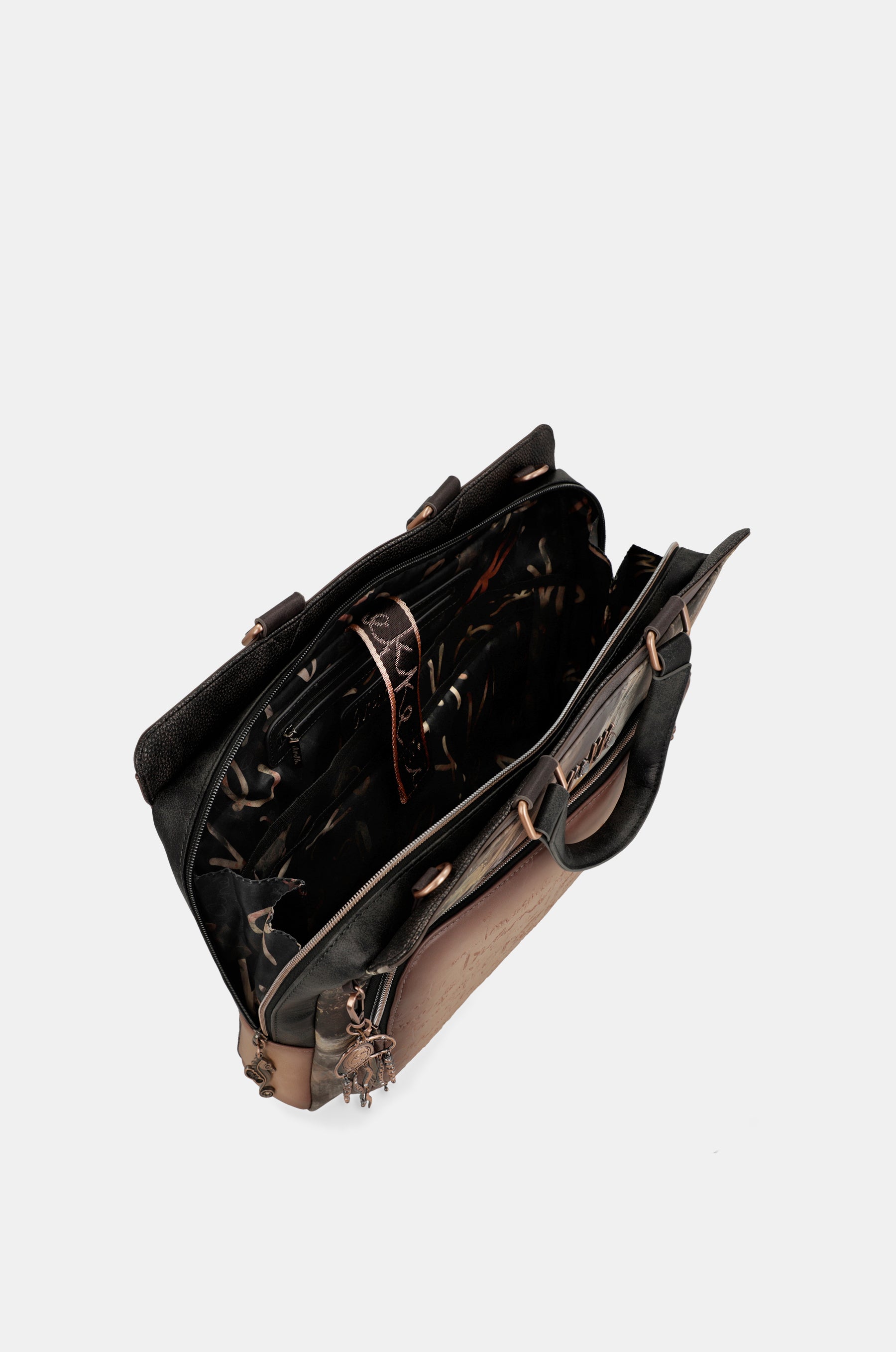 Land briefcase