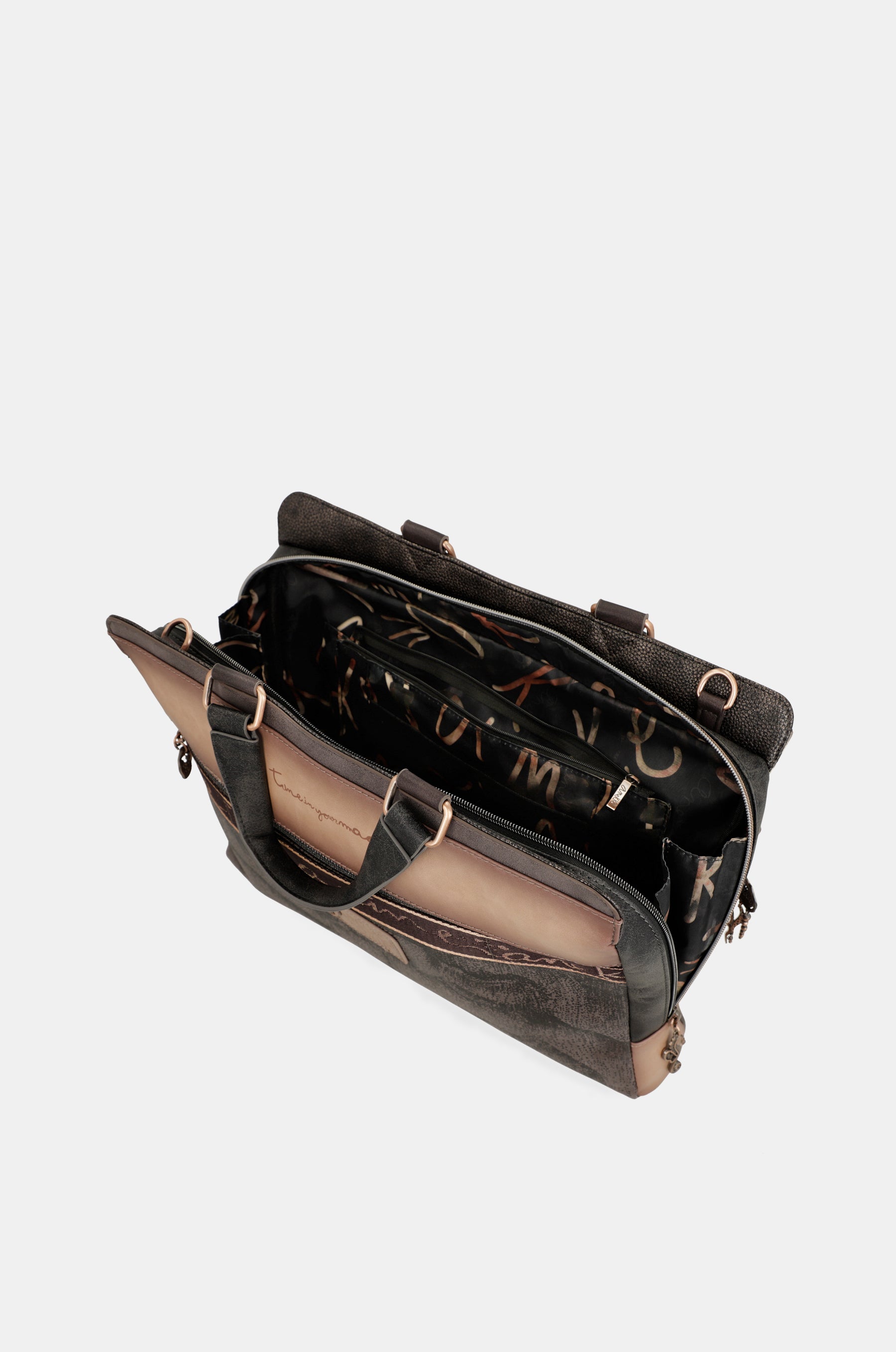 Land briefcase