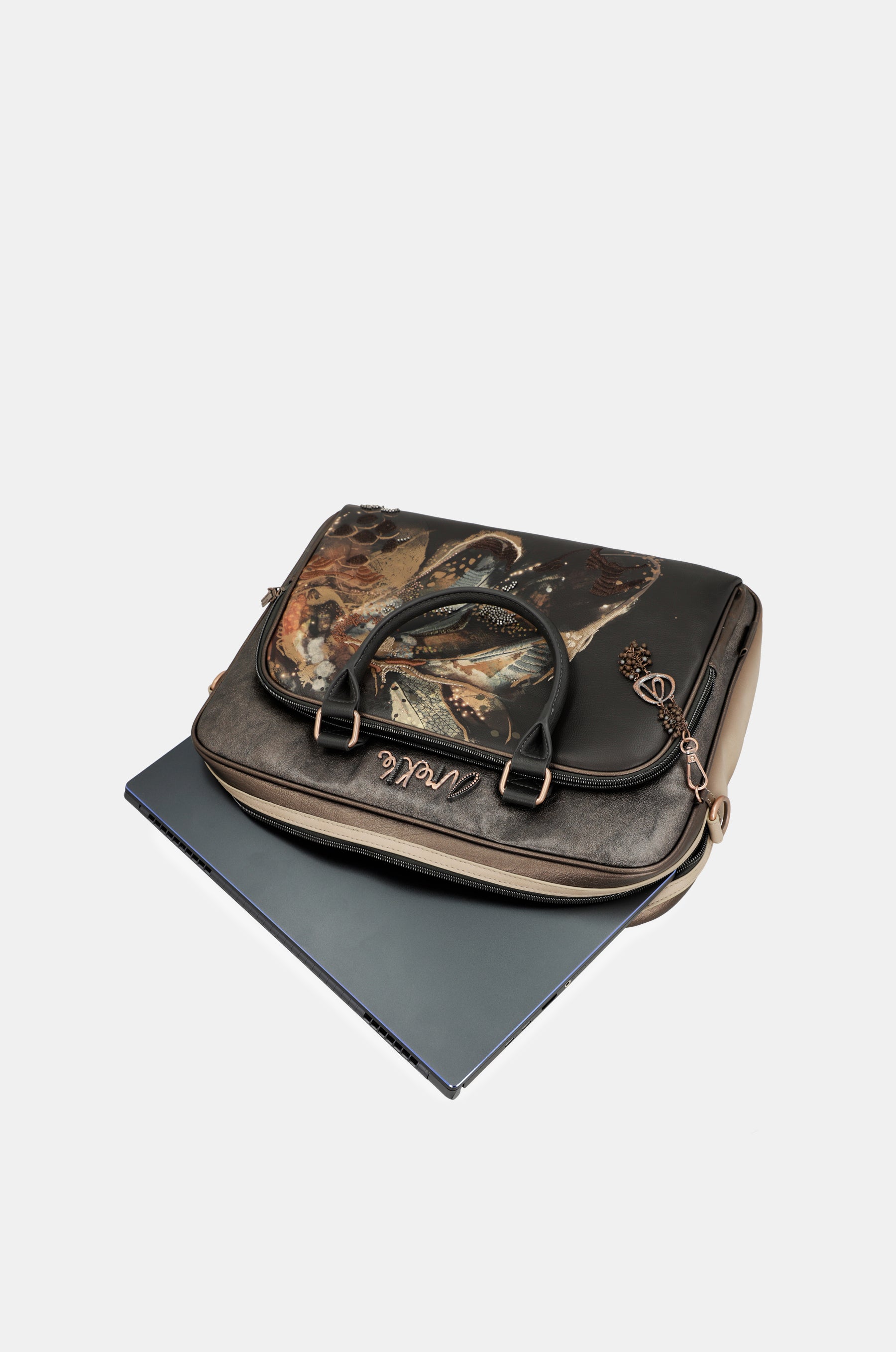 Wings briefcase