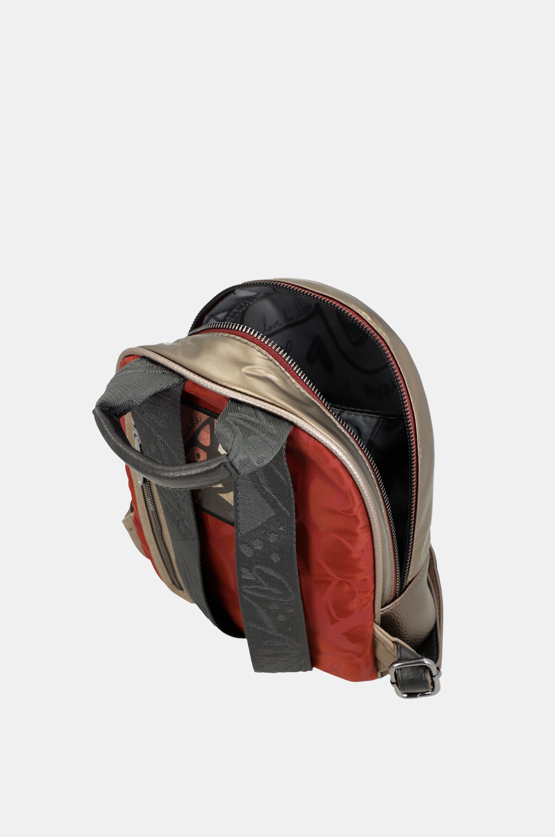 Imaginary small backpack