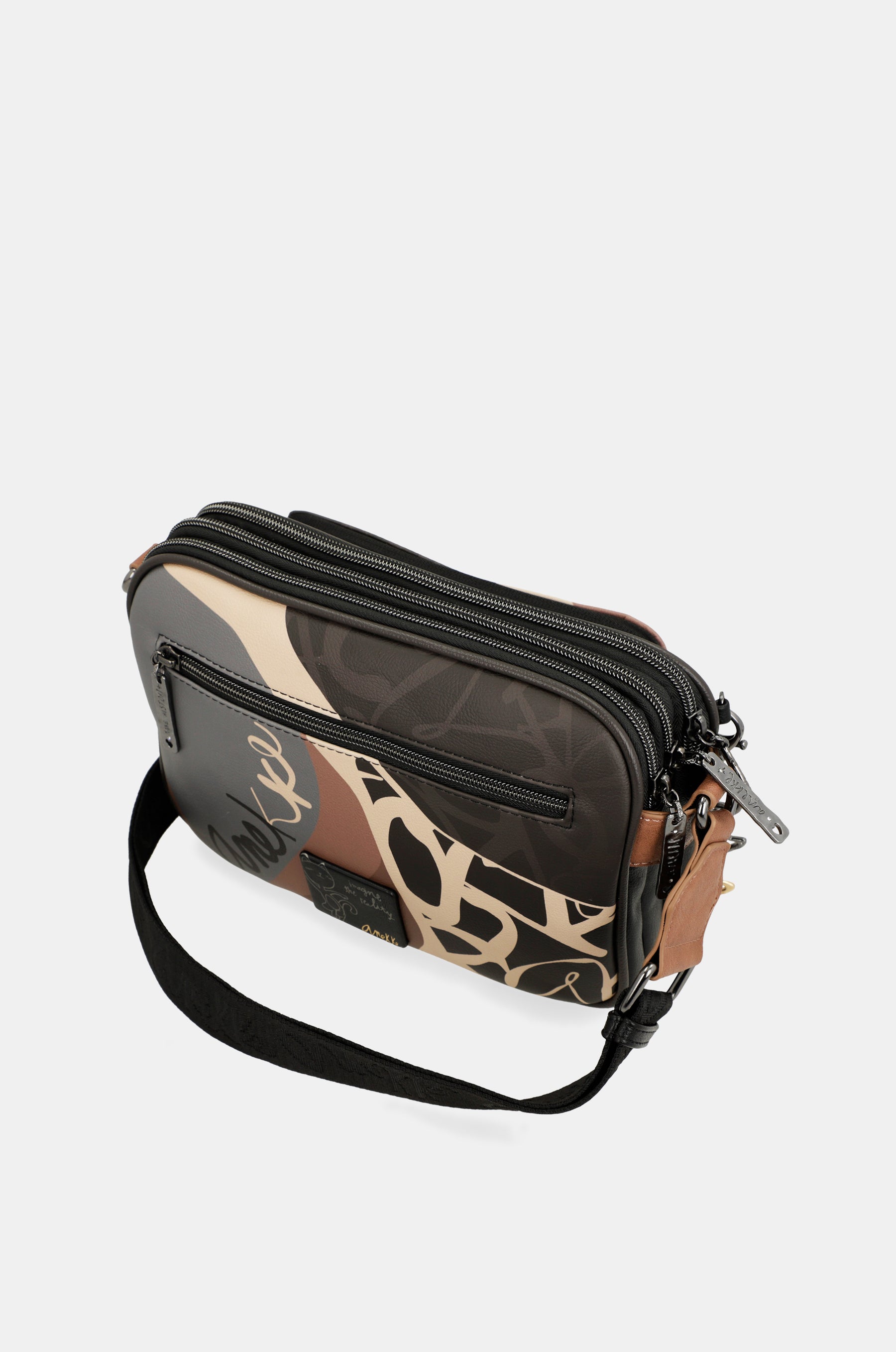 Heartbeat 3-compartment crossbody bag