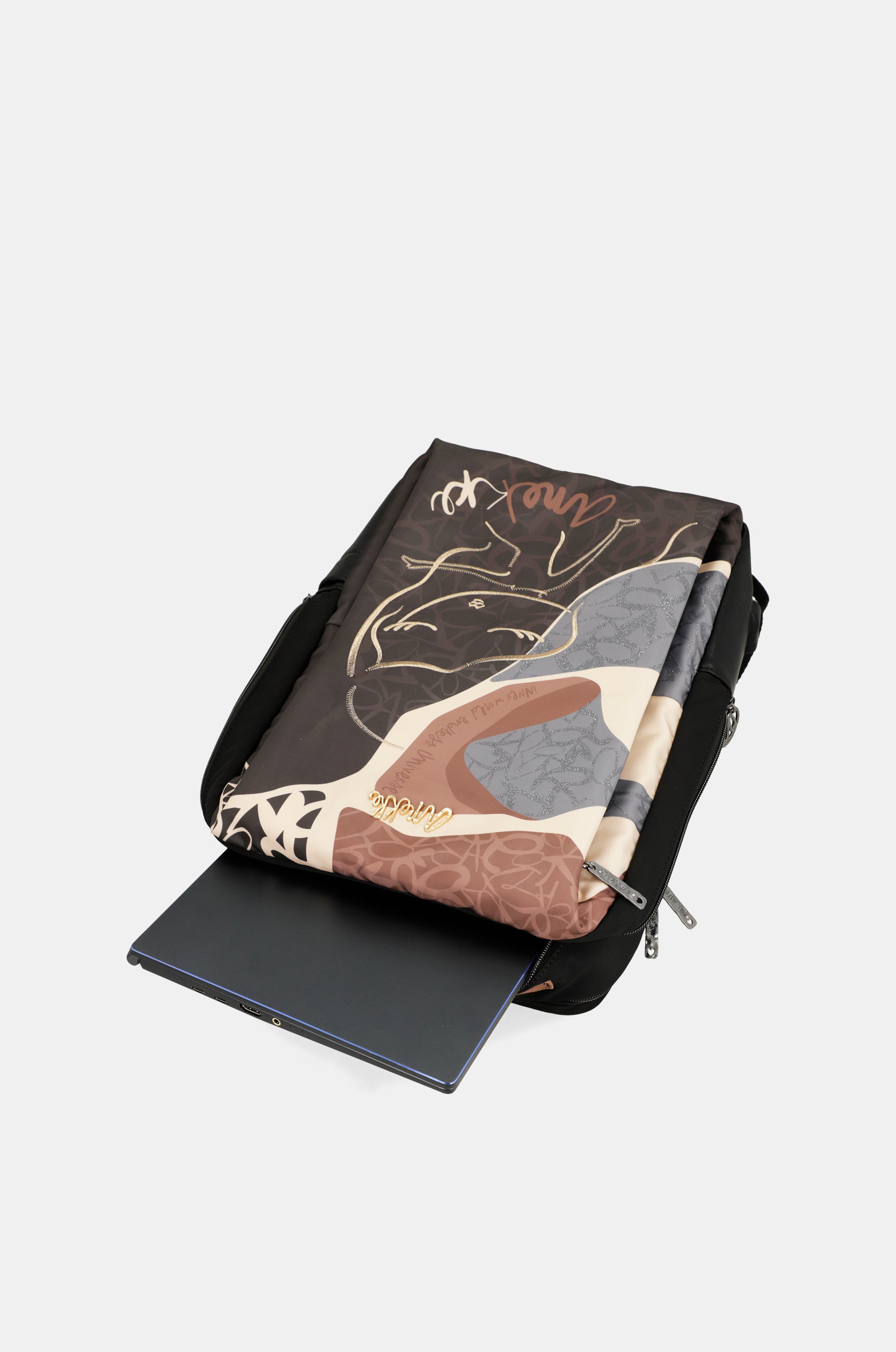 Heartbeat large travel backpack