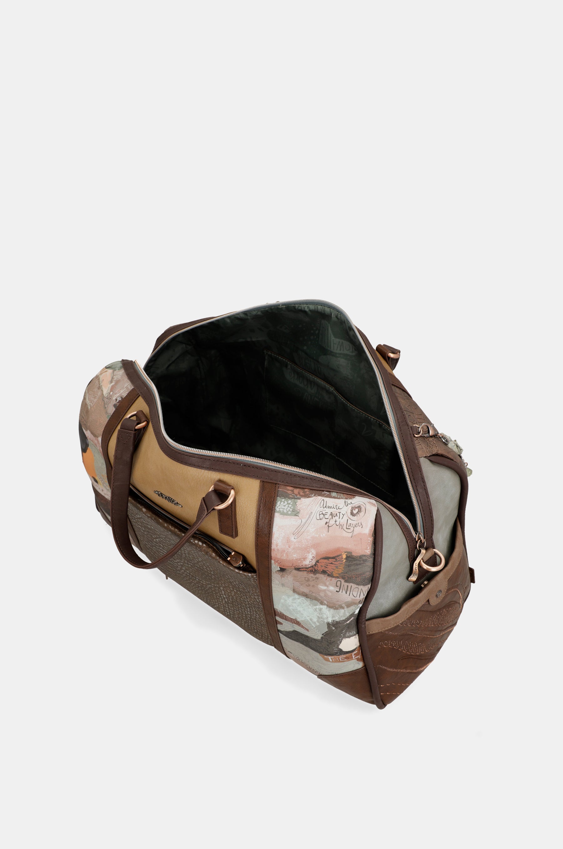 Core travel bag
