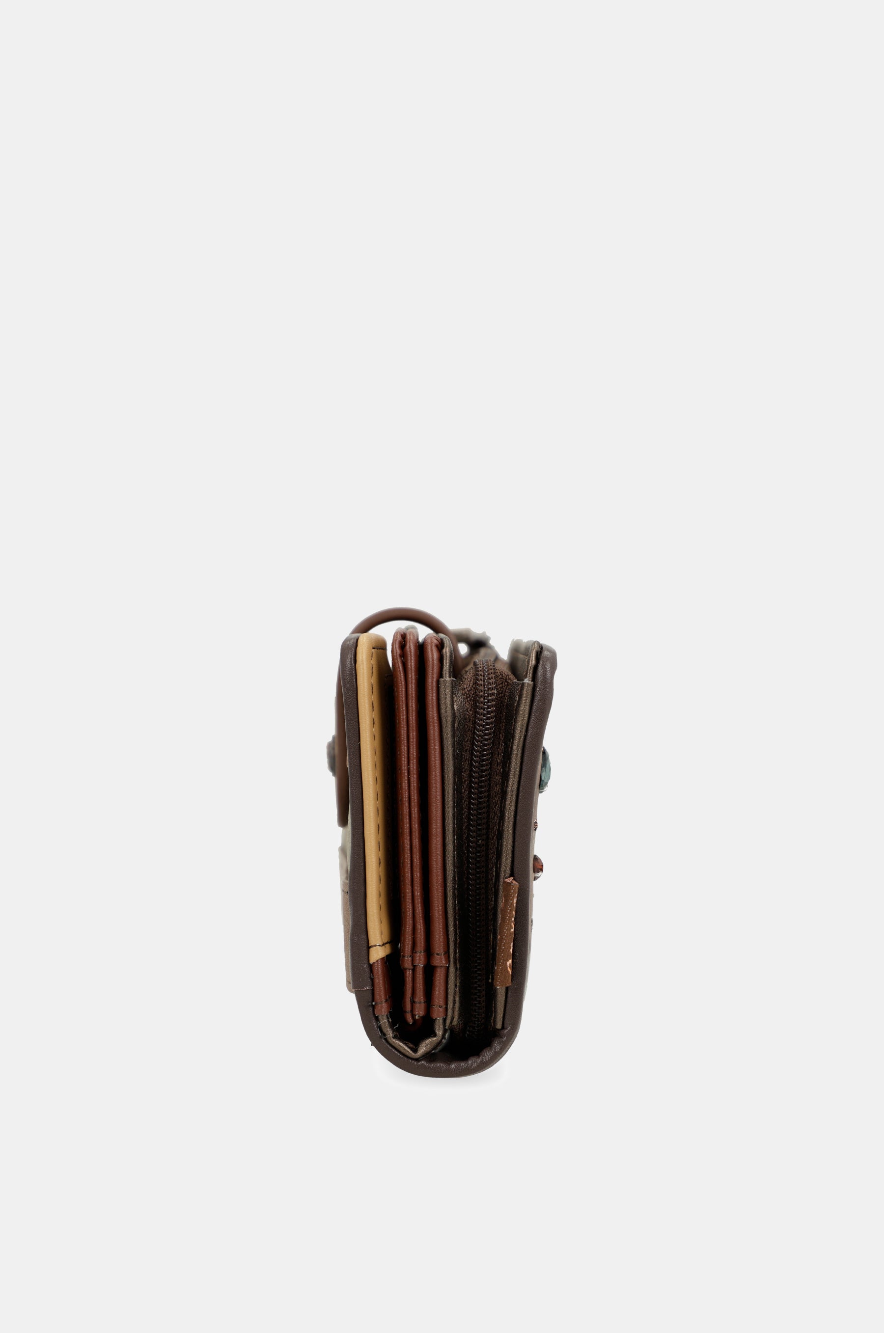 Core medium wallet