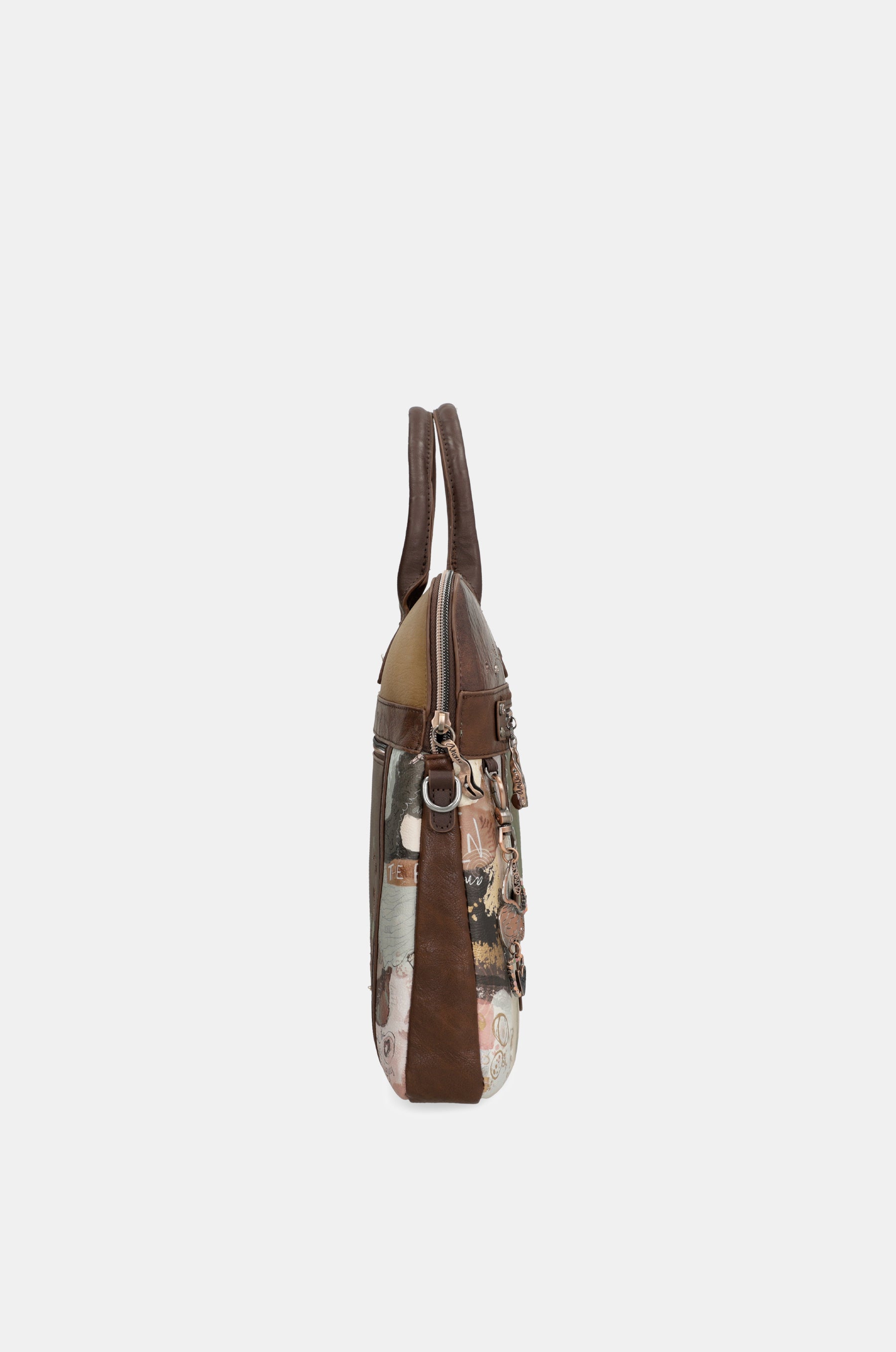Outer briefcase