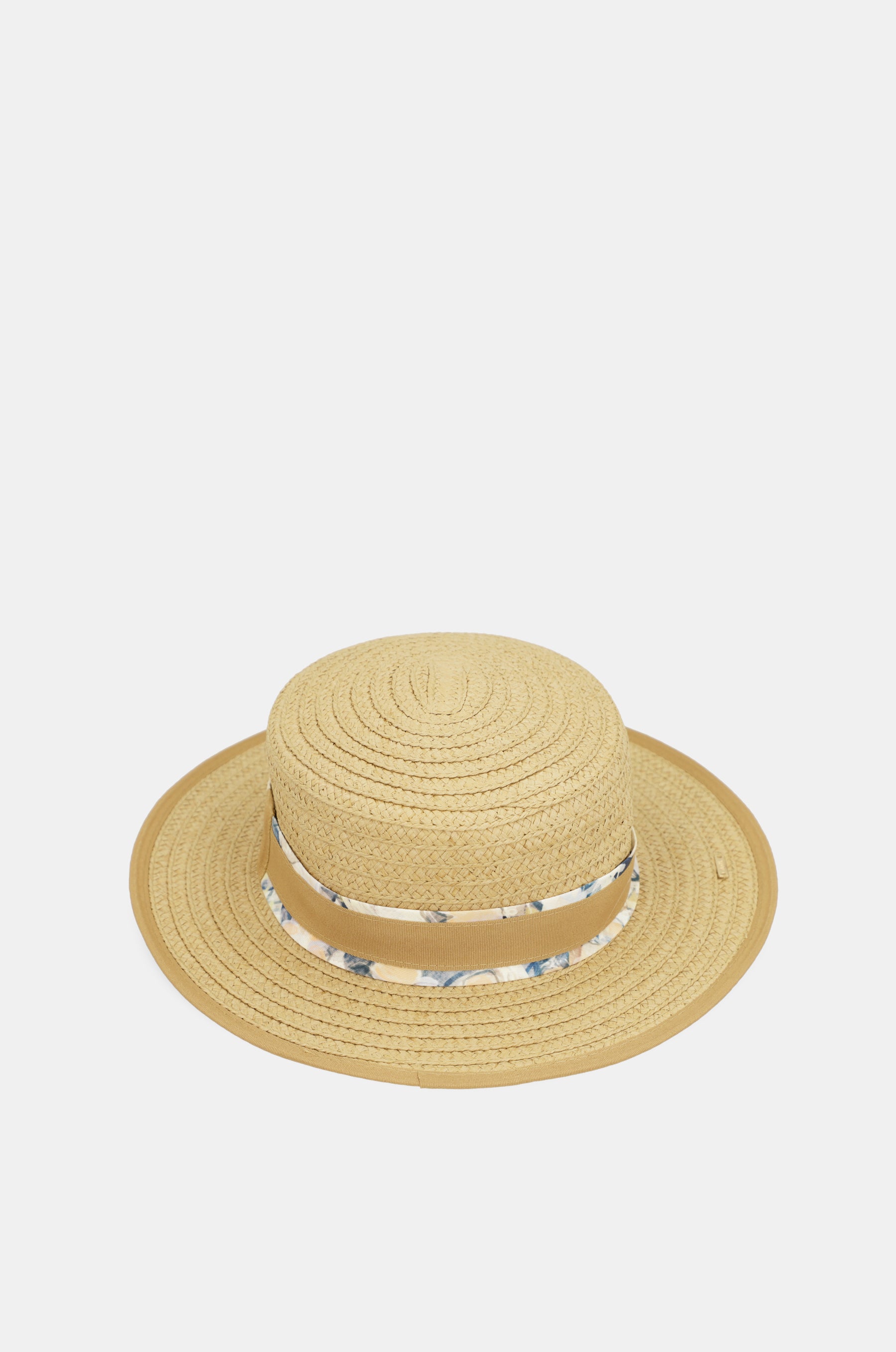Beige raffia hat