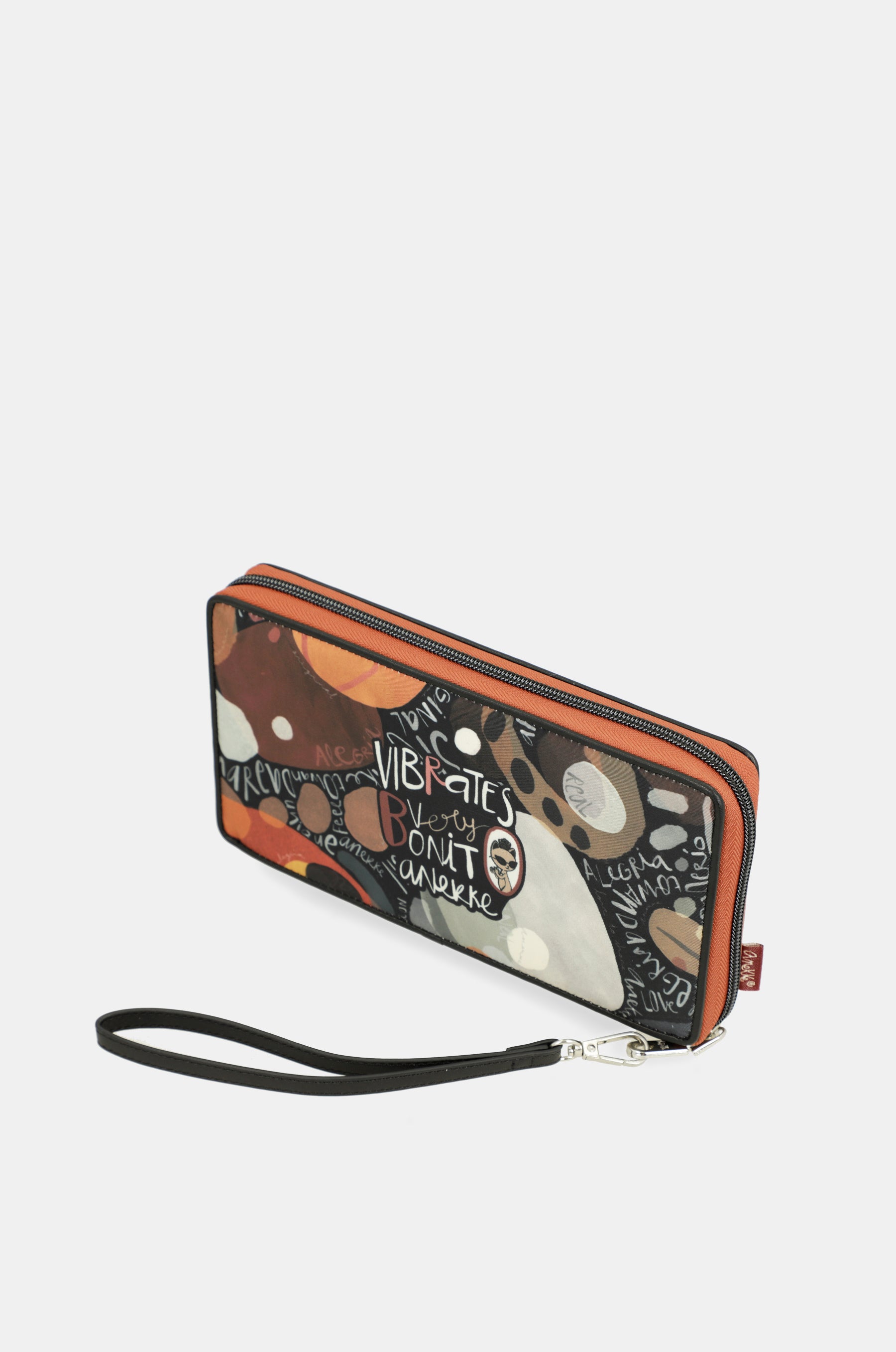 Alma travel wallet