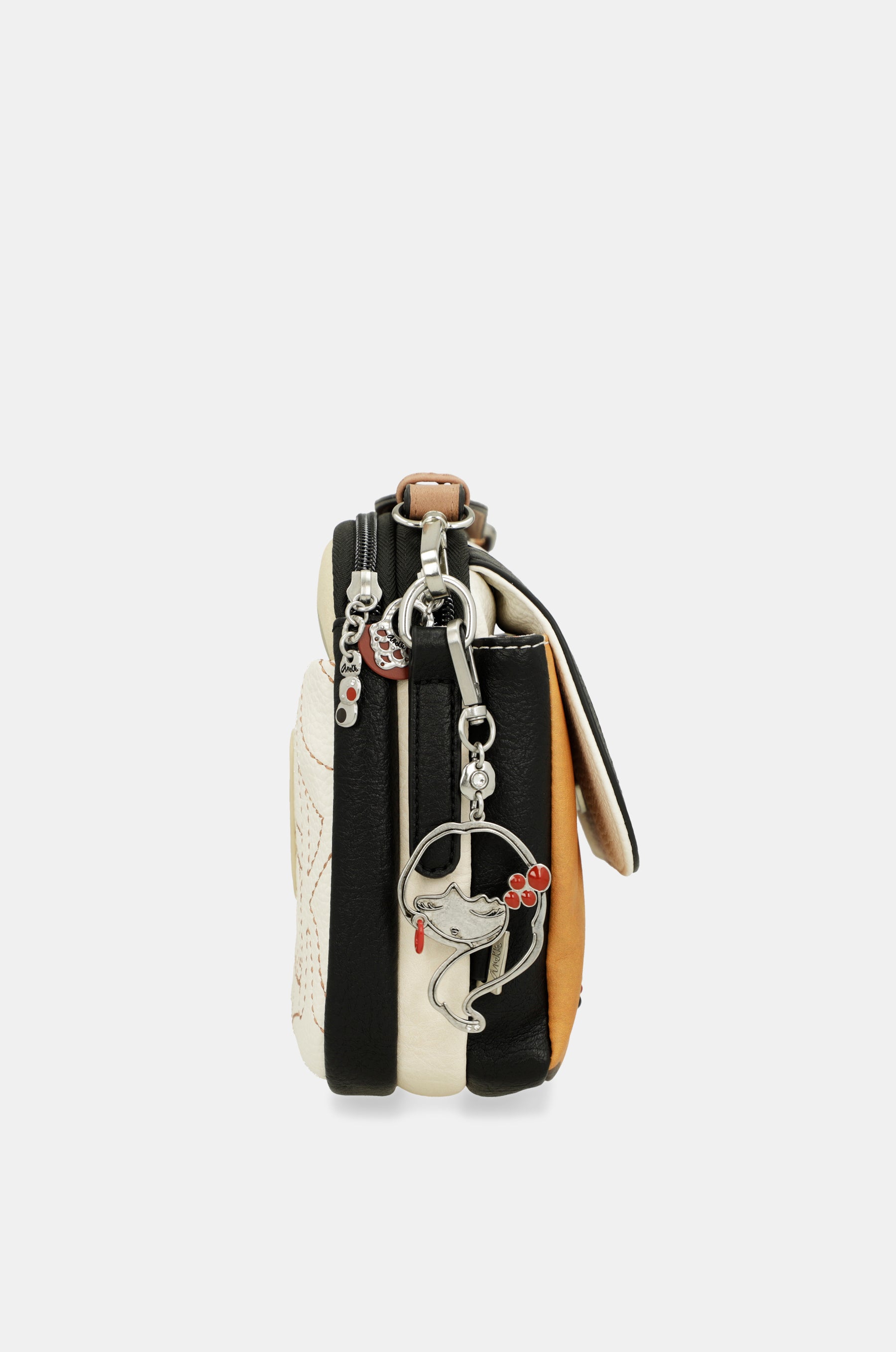 Oval flap crossbody bag Alma
