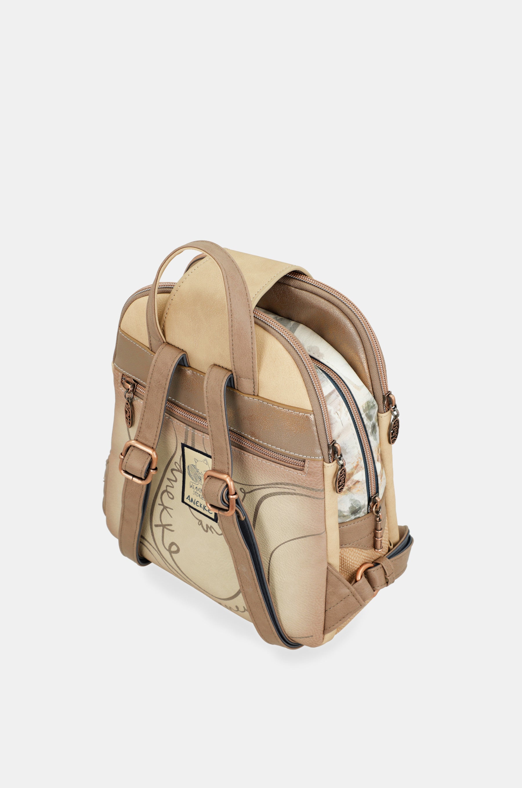 Triple compartment backpack Memories