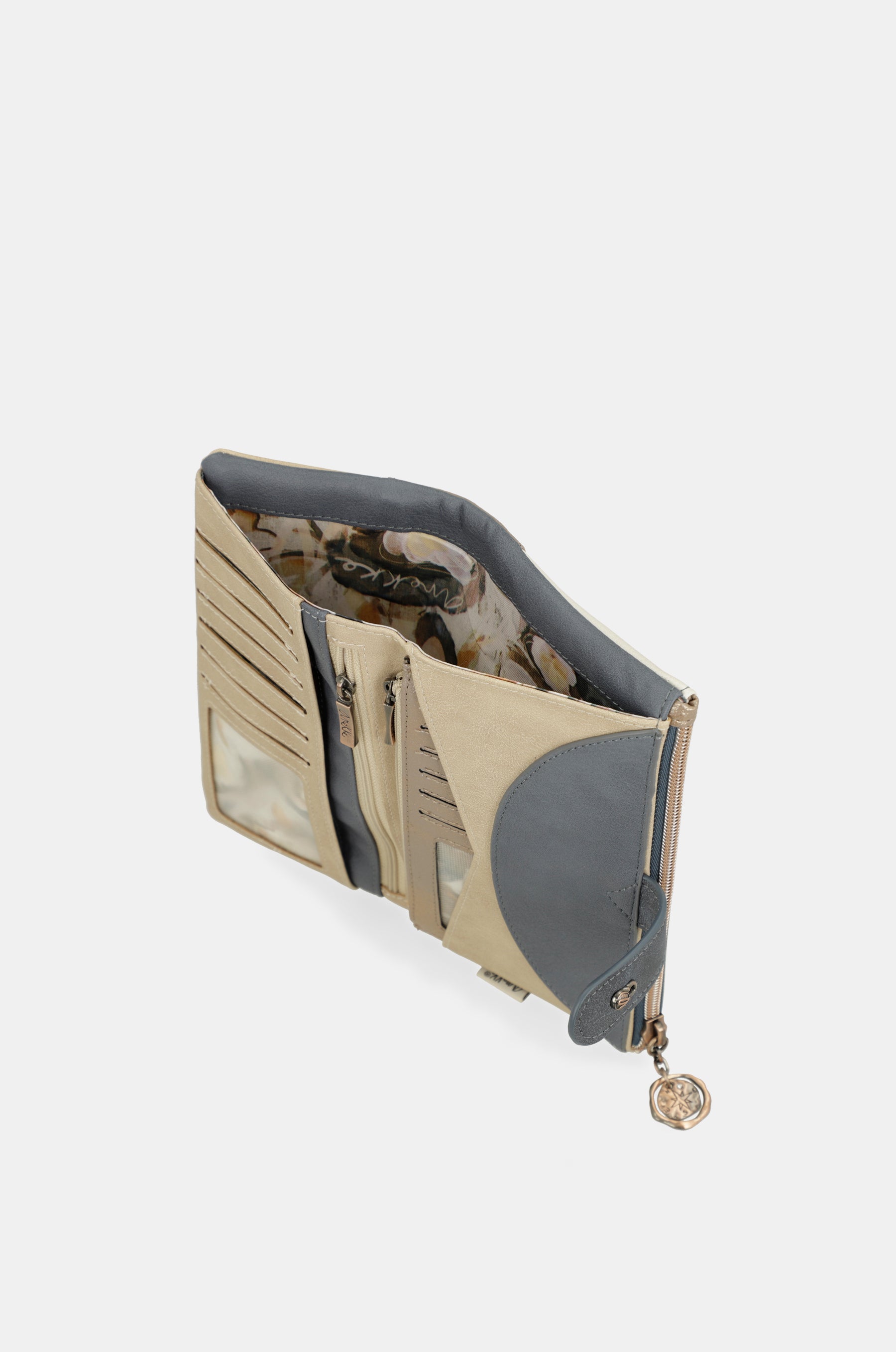 Large flexible RFID wallet Memories