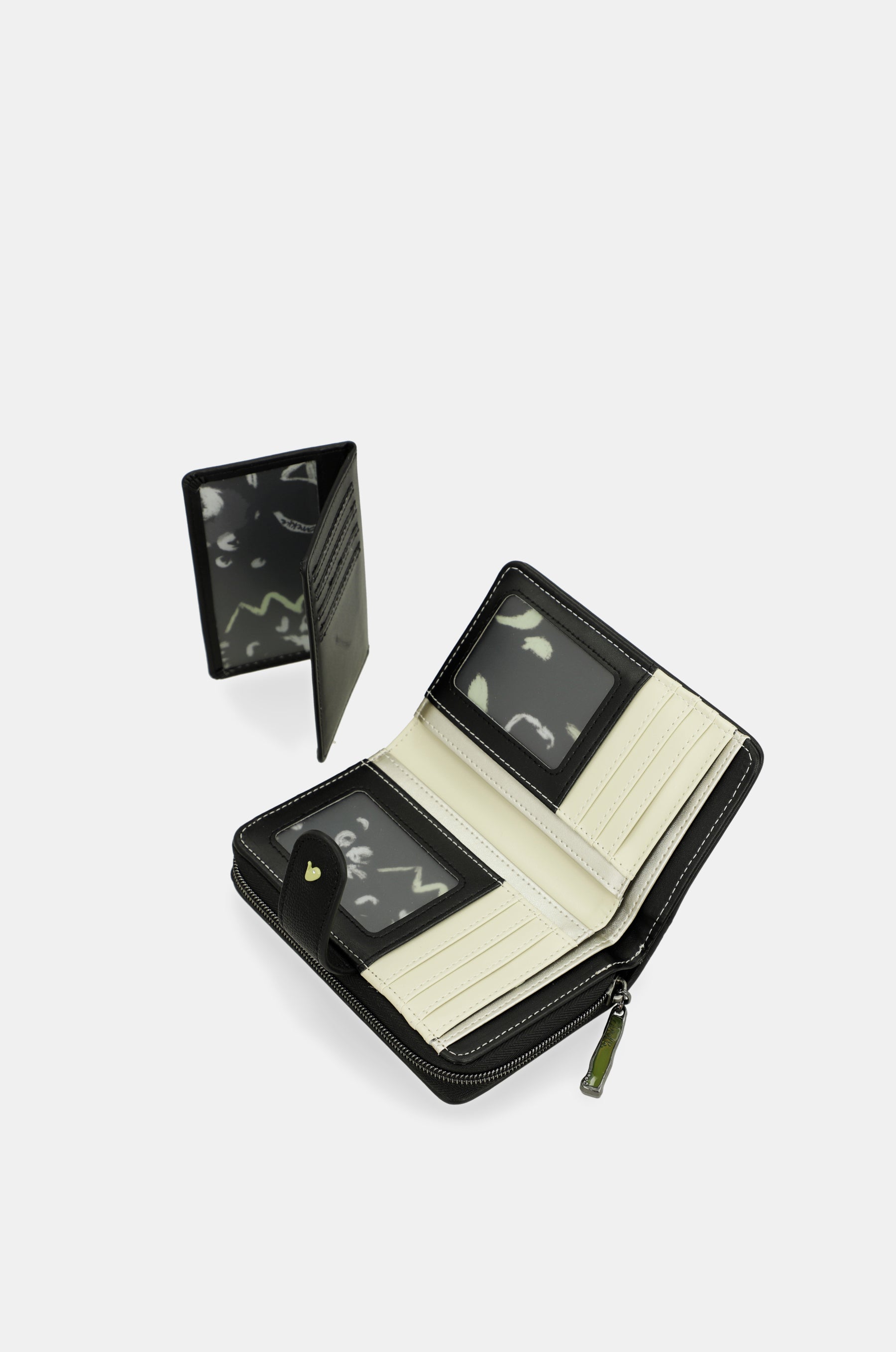 Medium wallet Nature Towanda