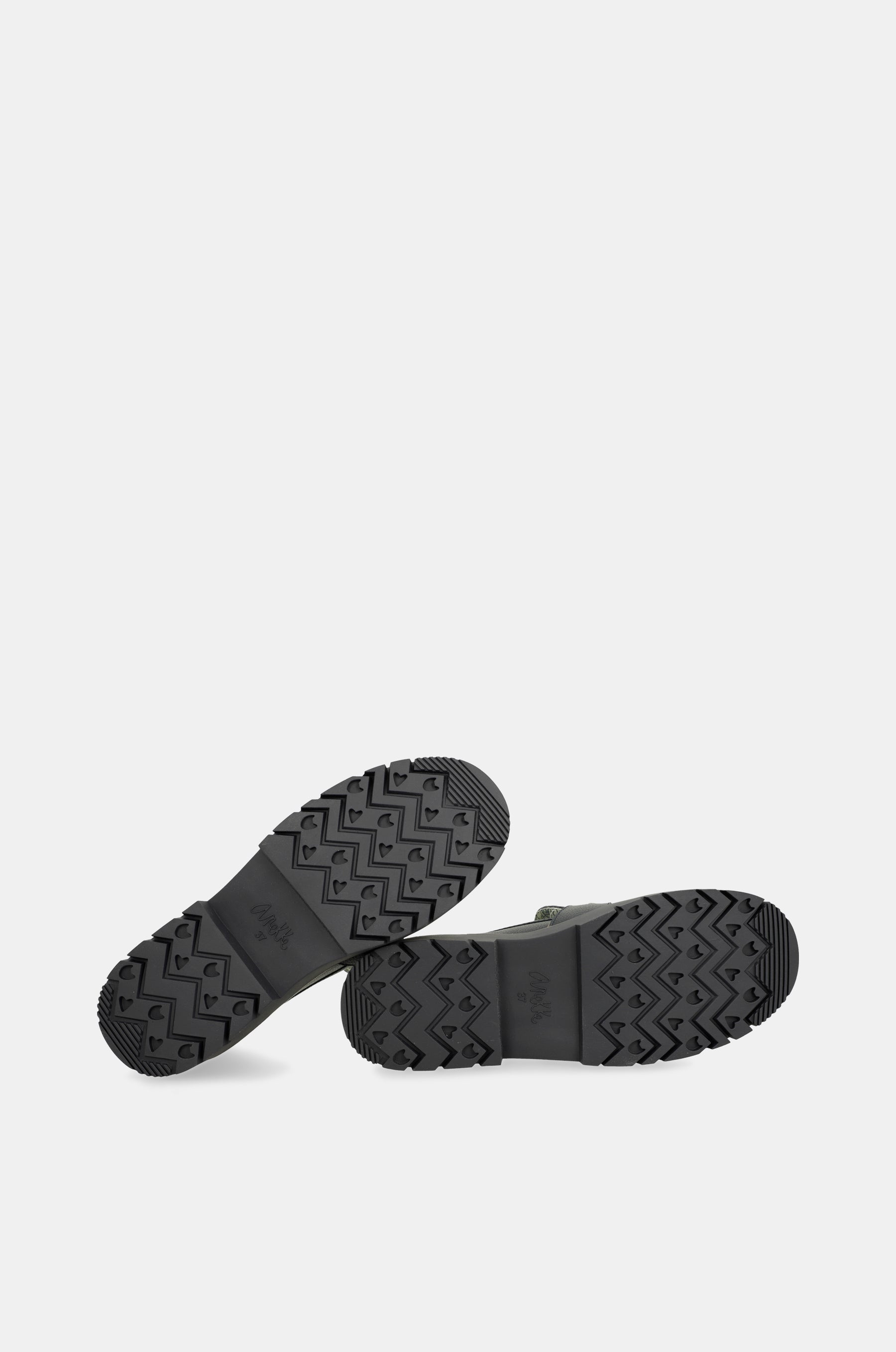 Towanda navy blue loafers