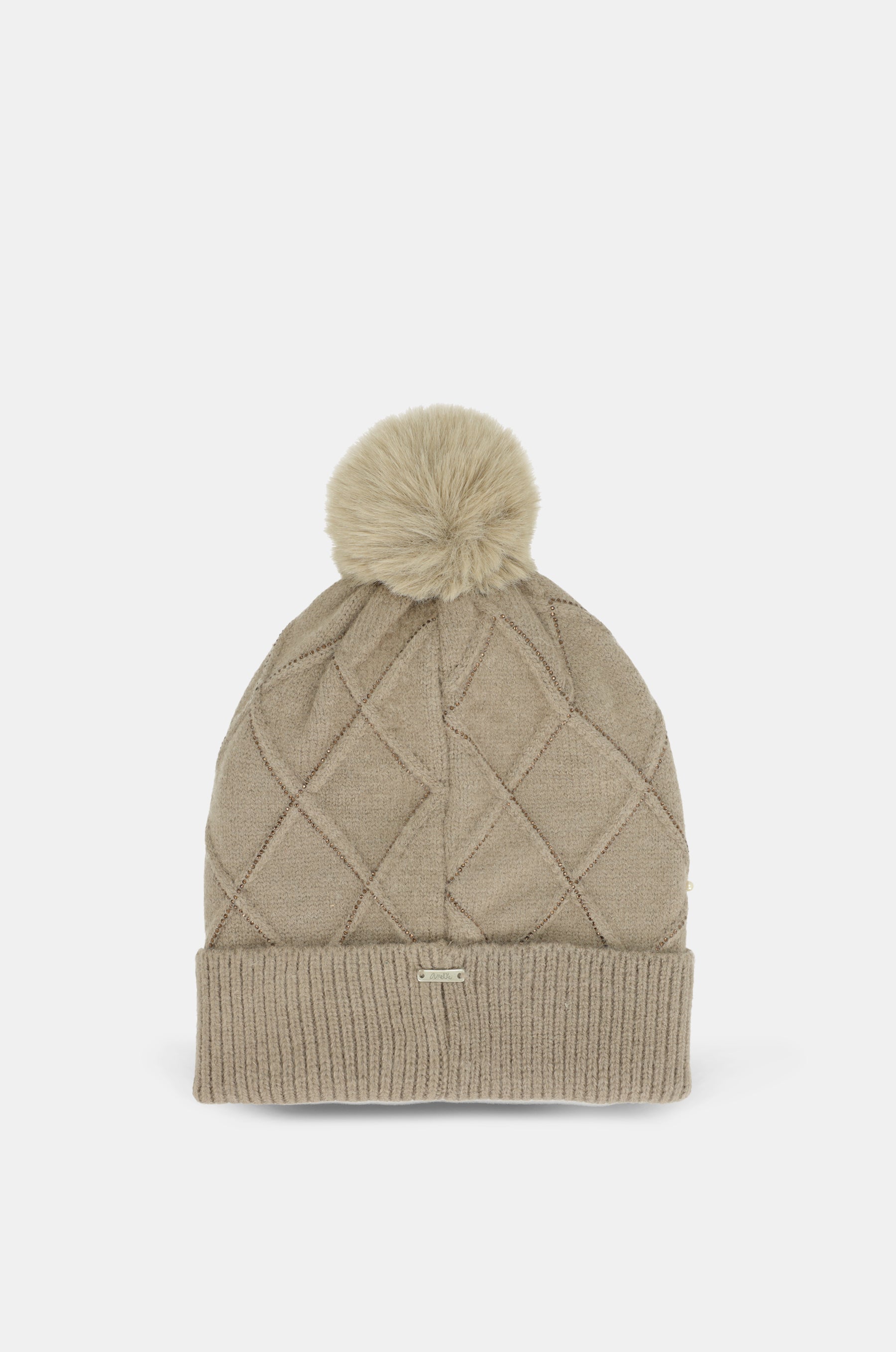 Beige knitted beanie with details
