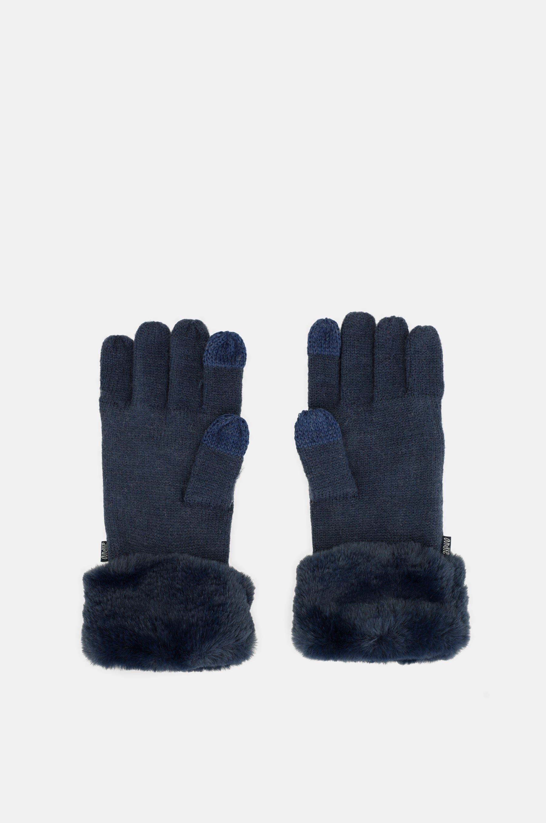 Black knitted gloves with details