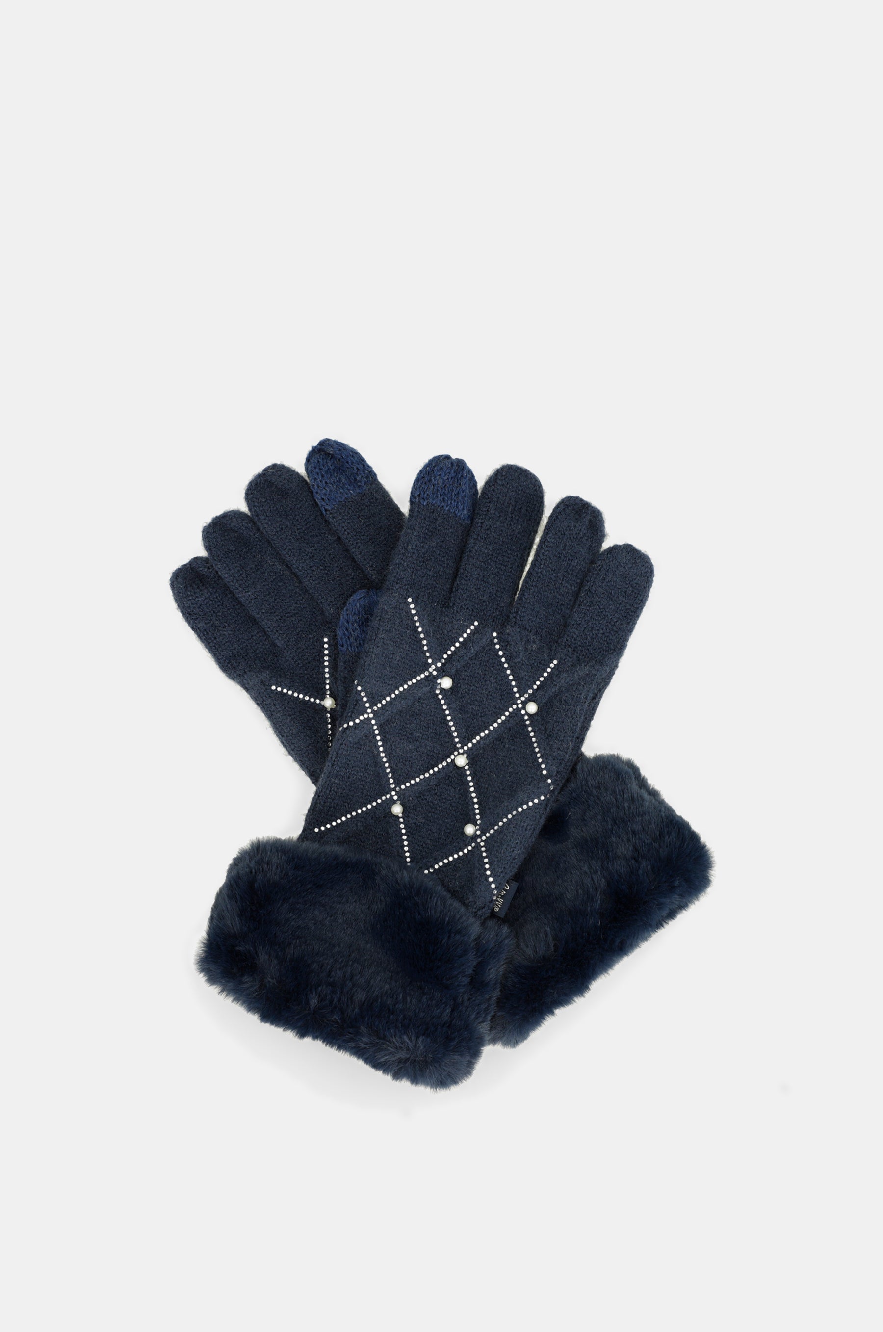 Black knitted gloves with details