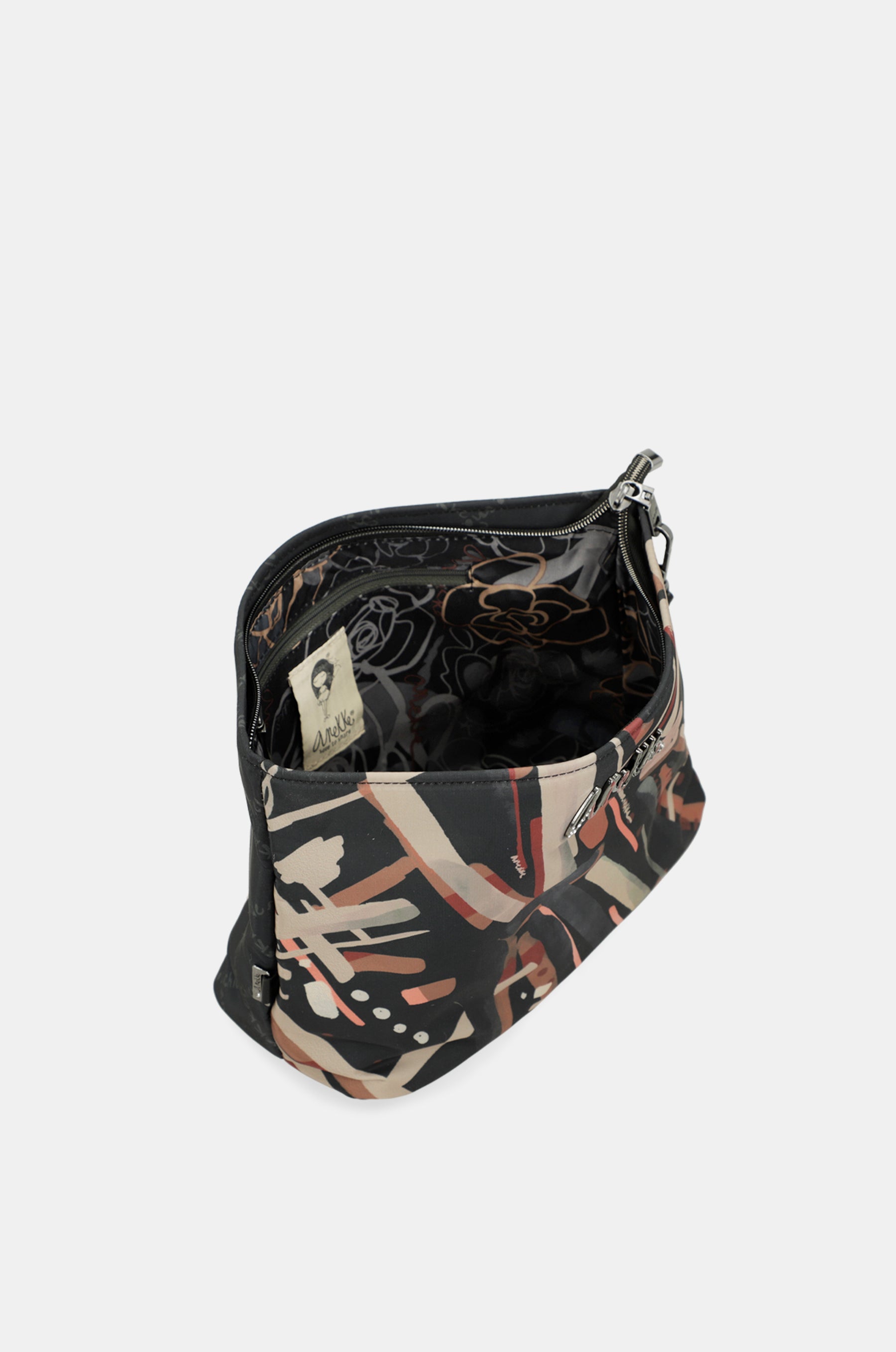 Travel toiletry bag