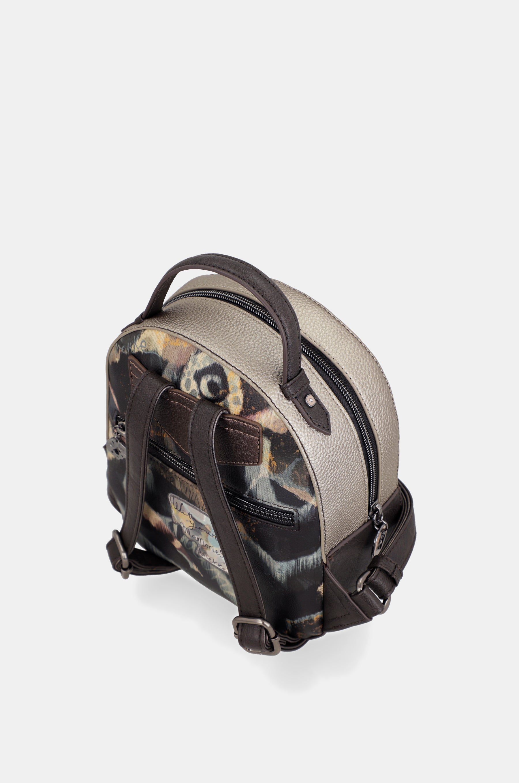 Real small backpack for leisure use