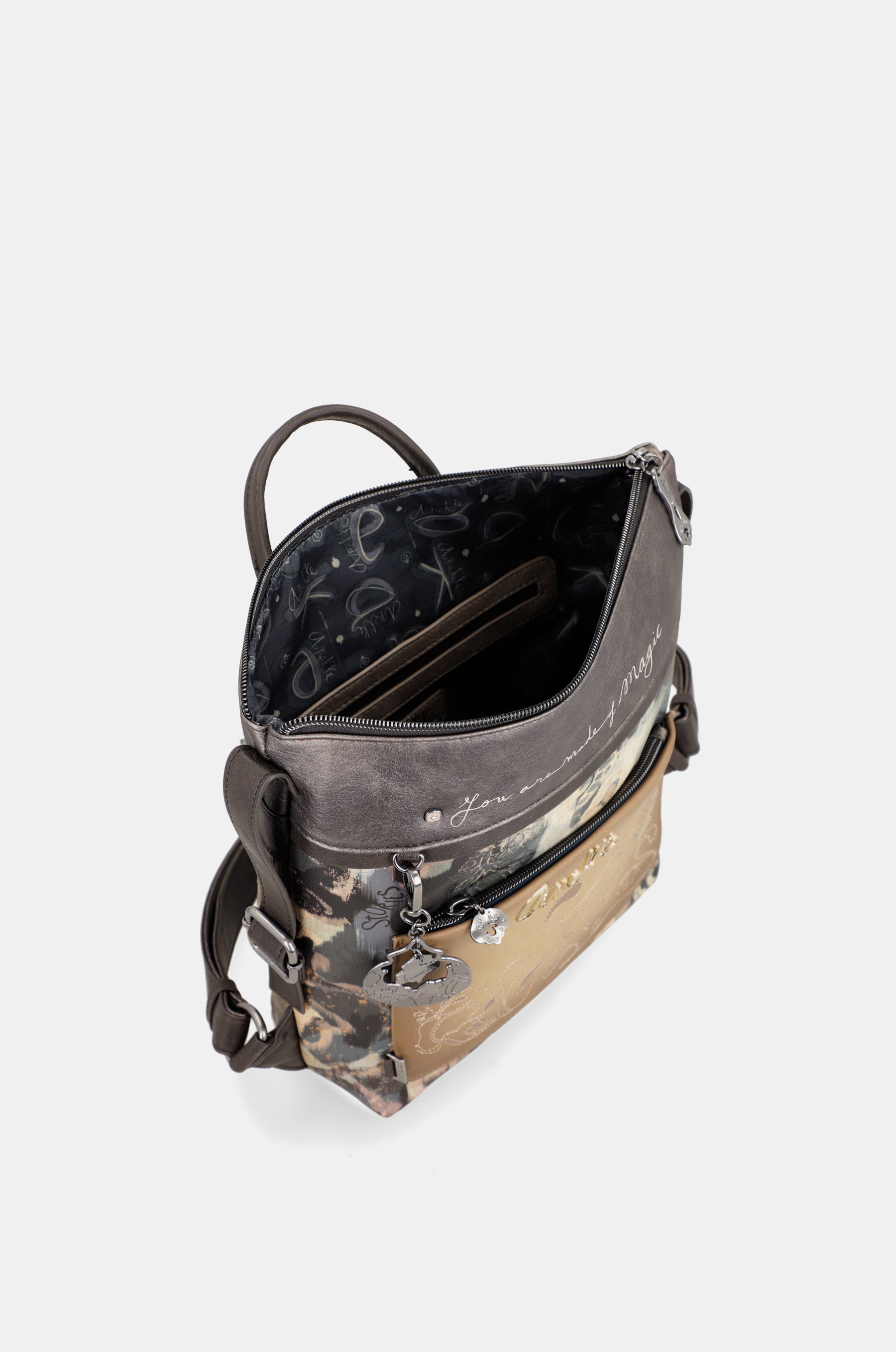 Manifesto medium backpack