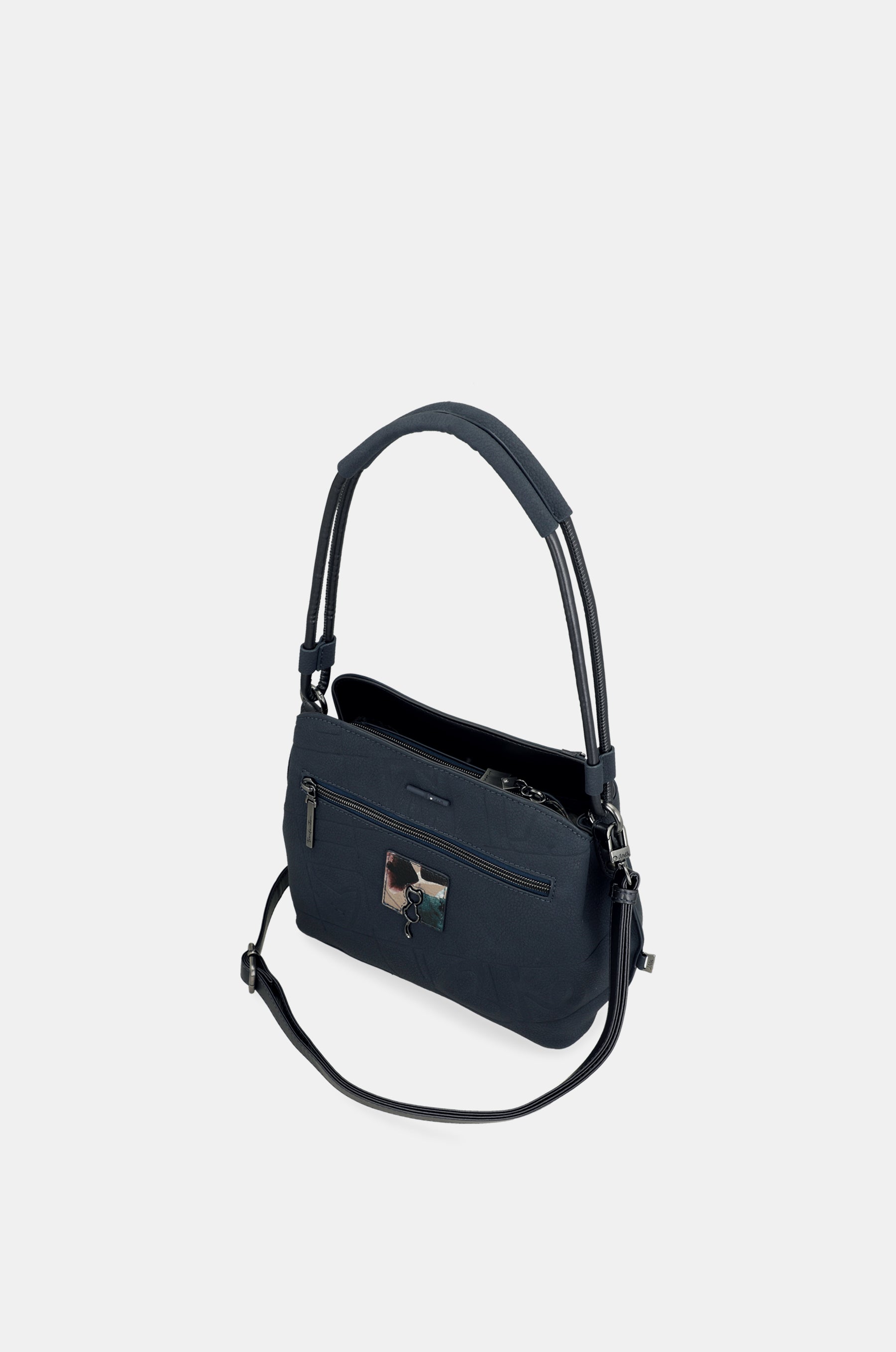 Evolution shoulder bag with shoulder strap
