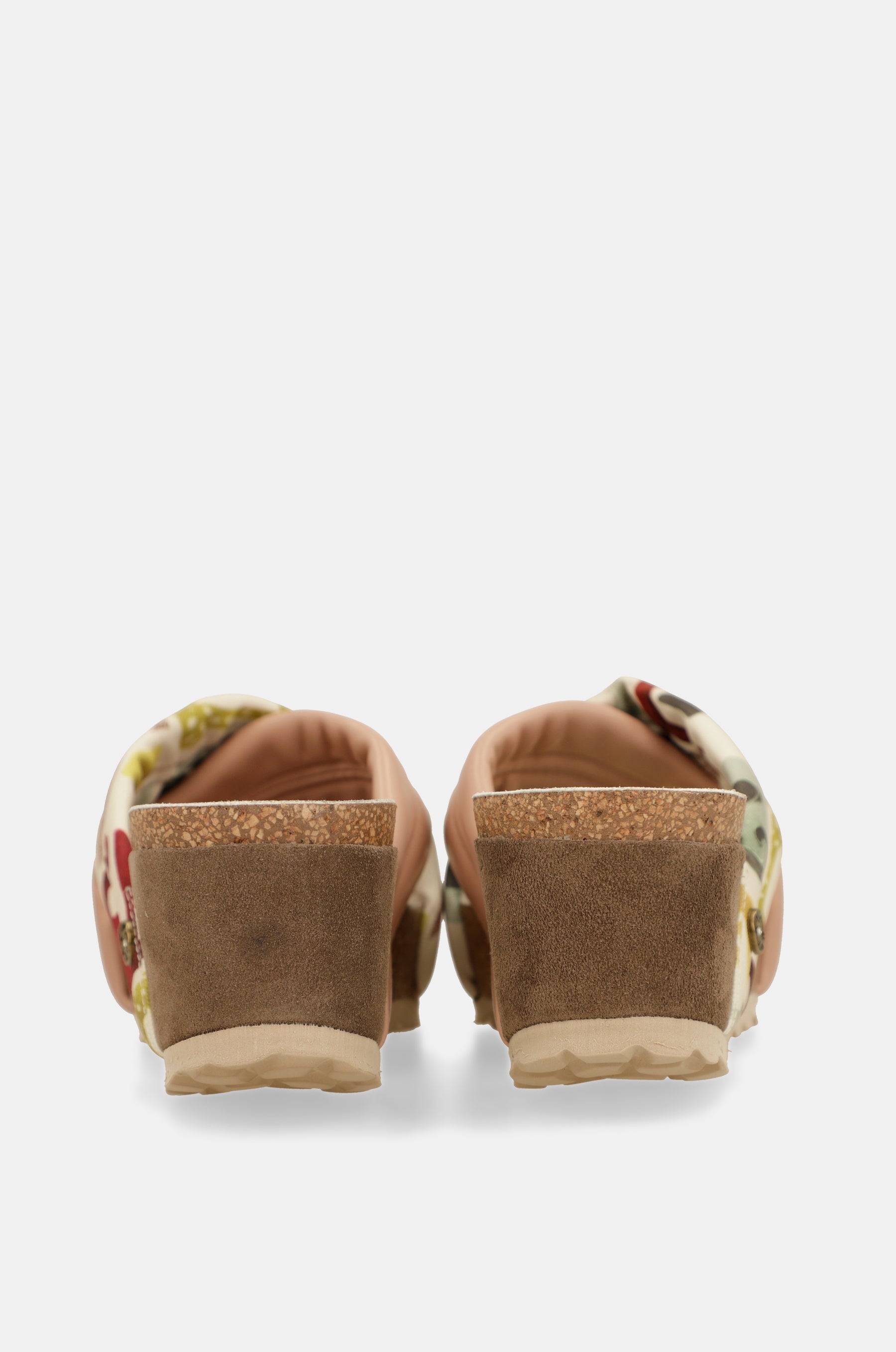 Amphora crossover sandals