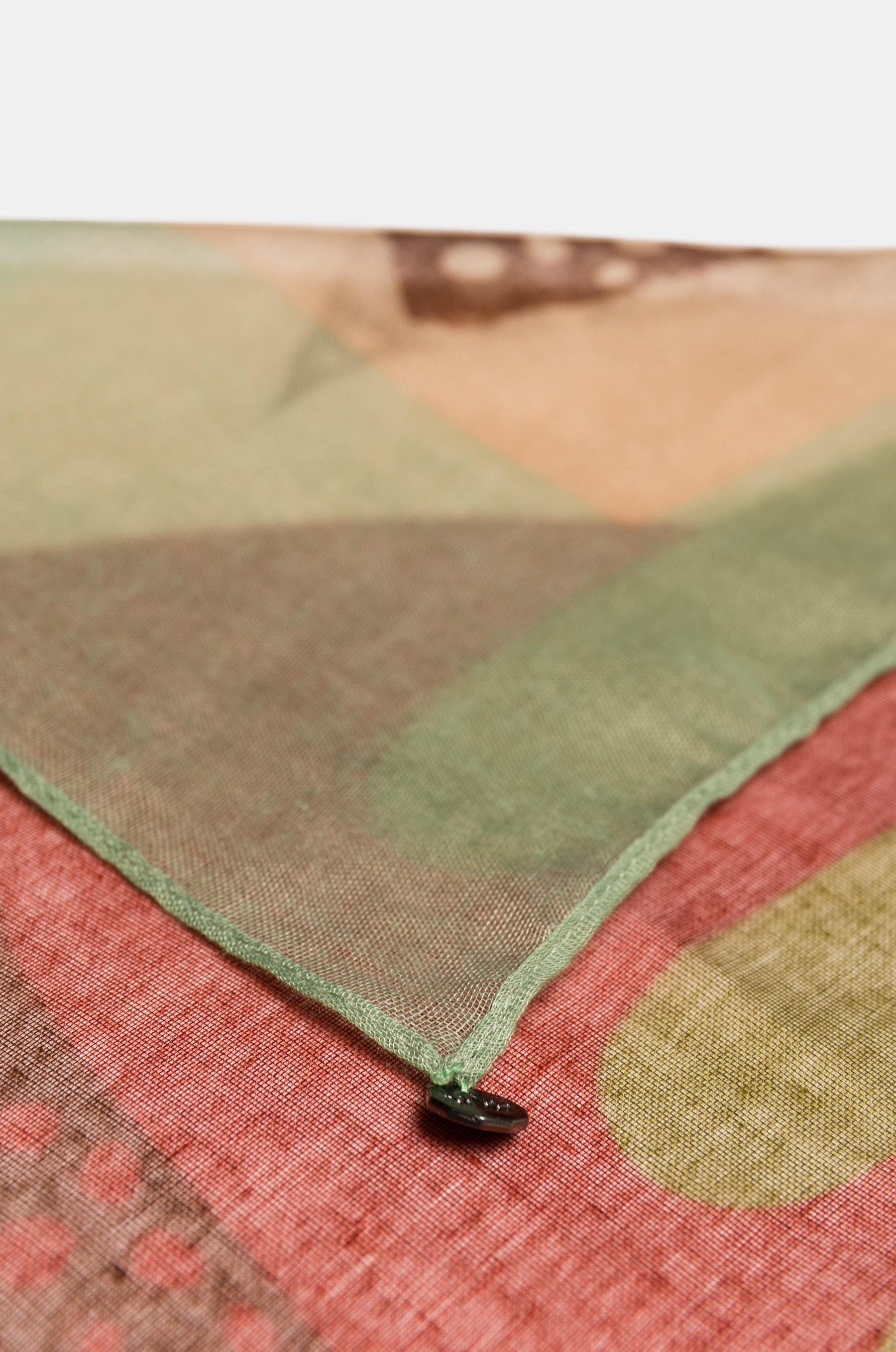 Green scarf Muse