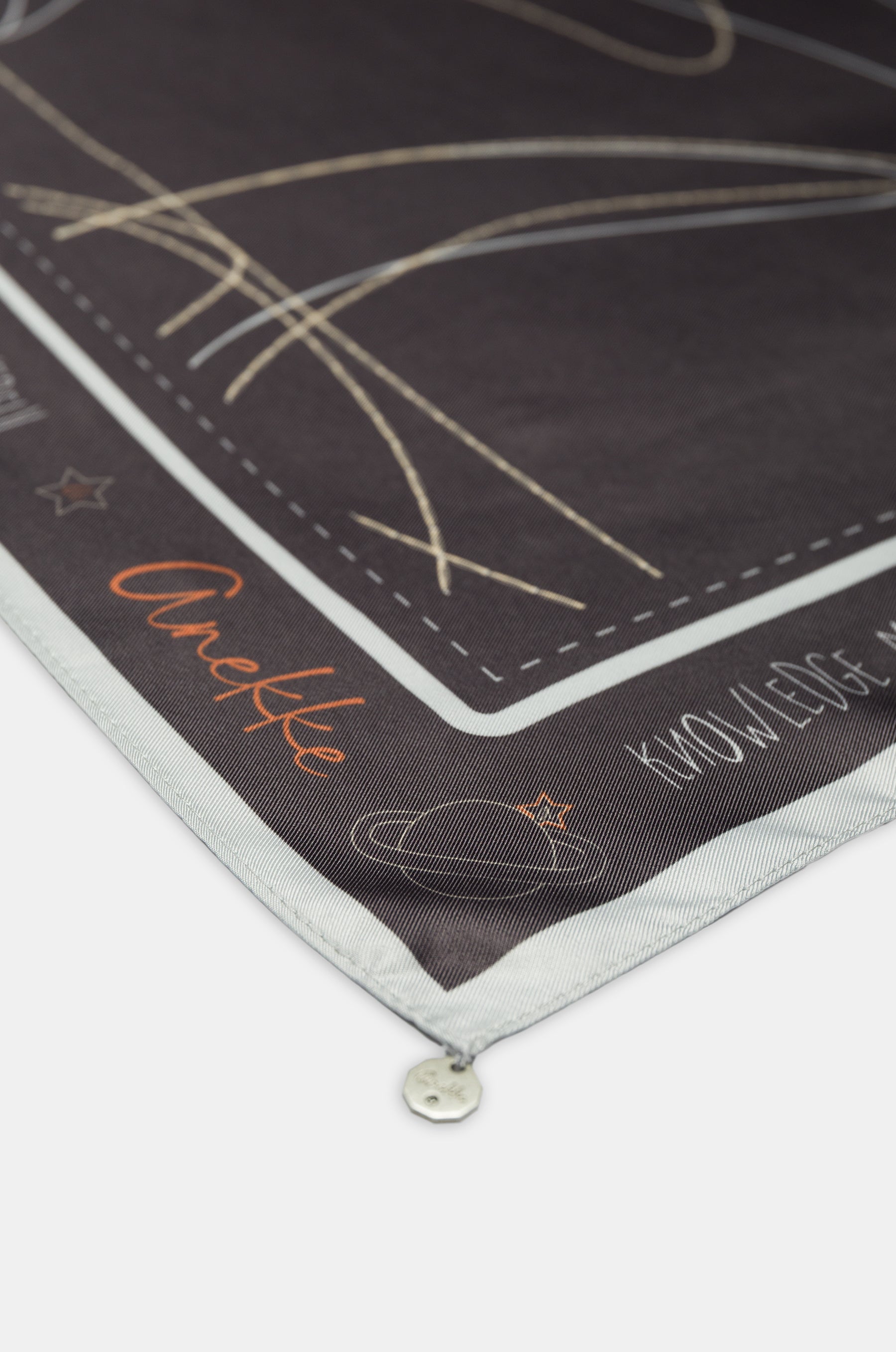 Printed square scarf Auralis