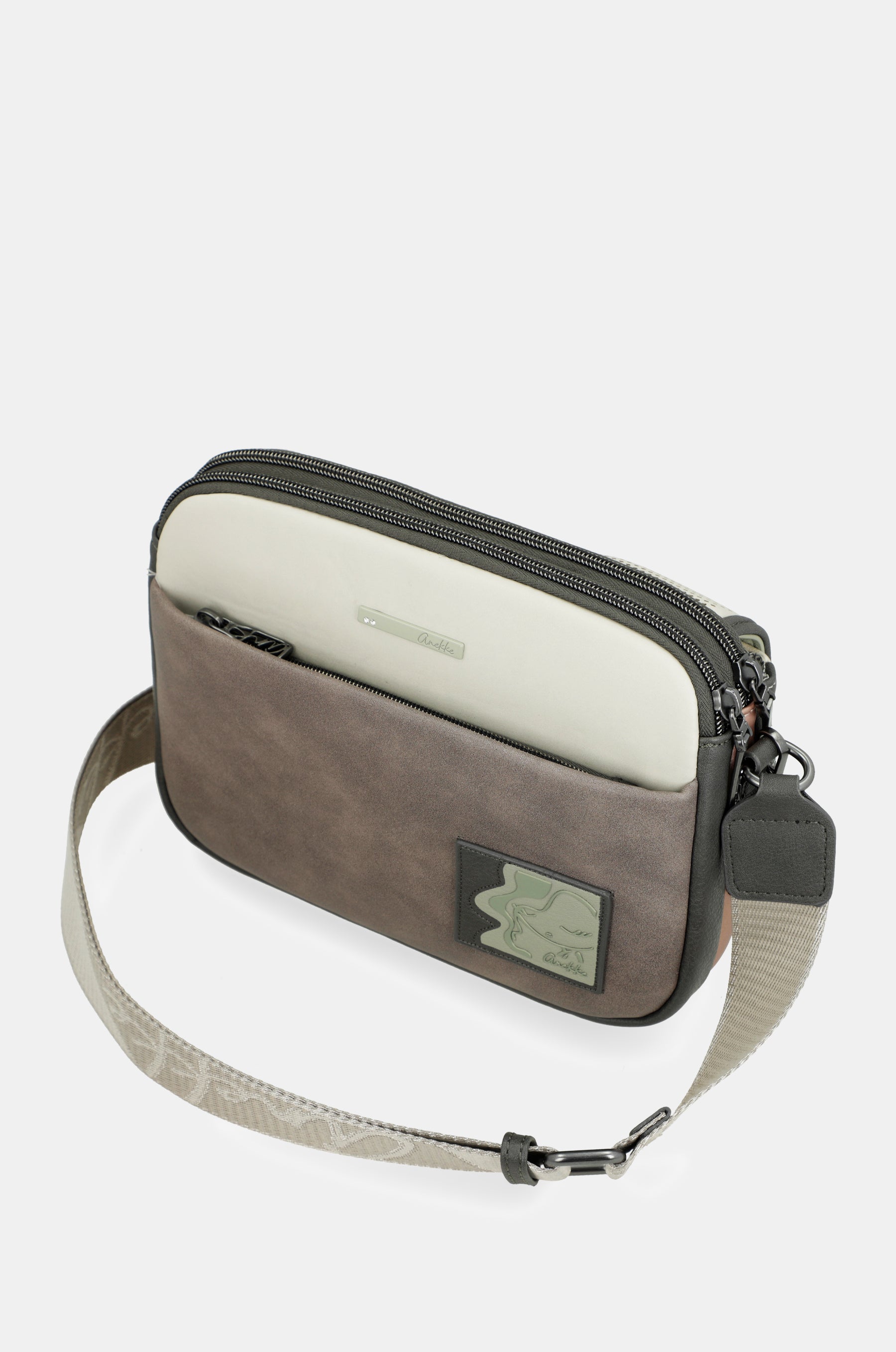 Crossbody bag Symmetra with flap
