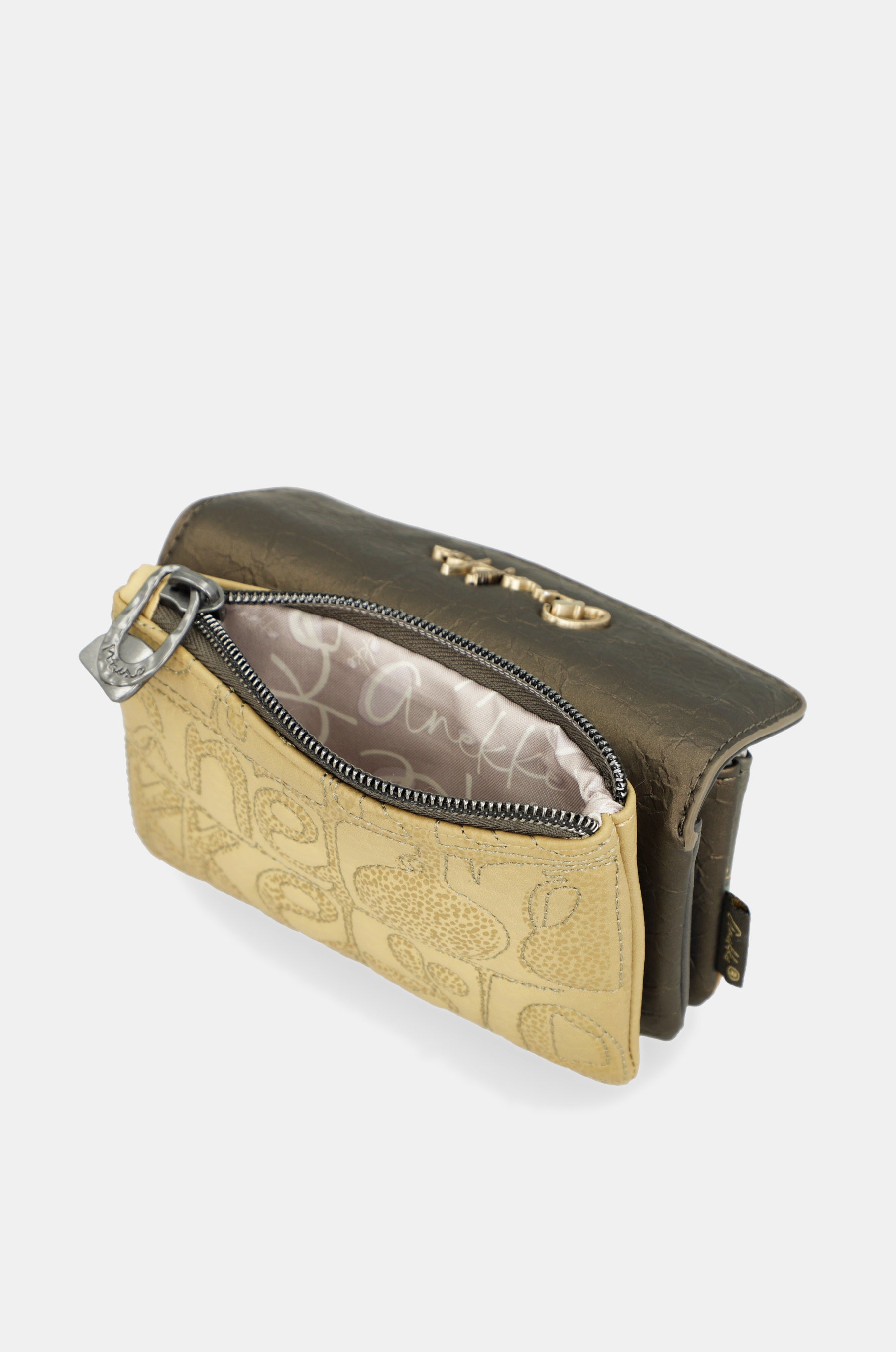 Purse Amphora with flap