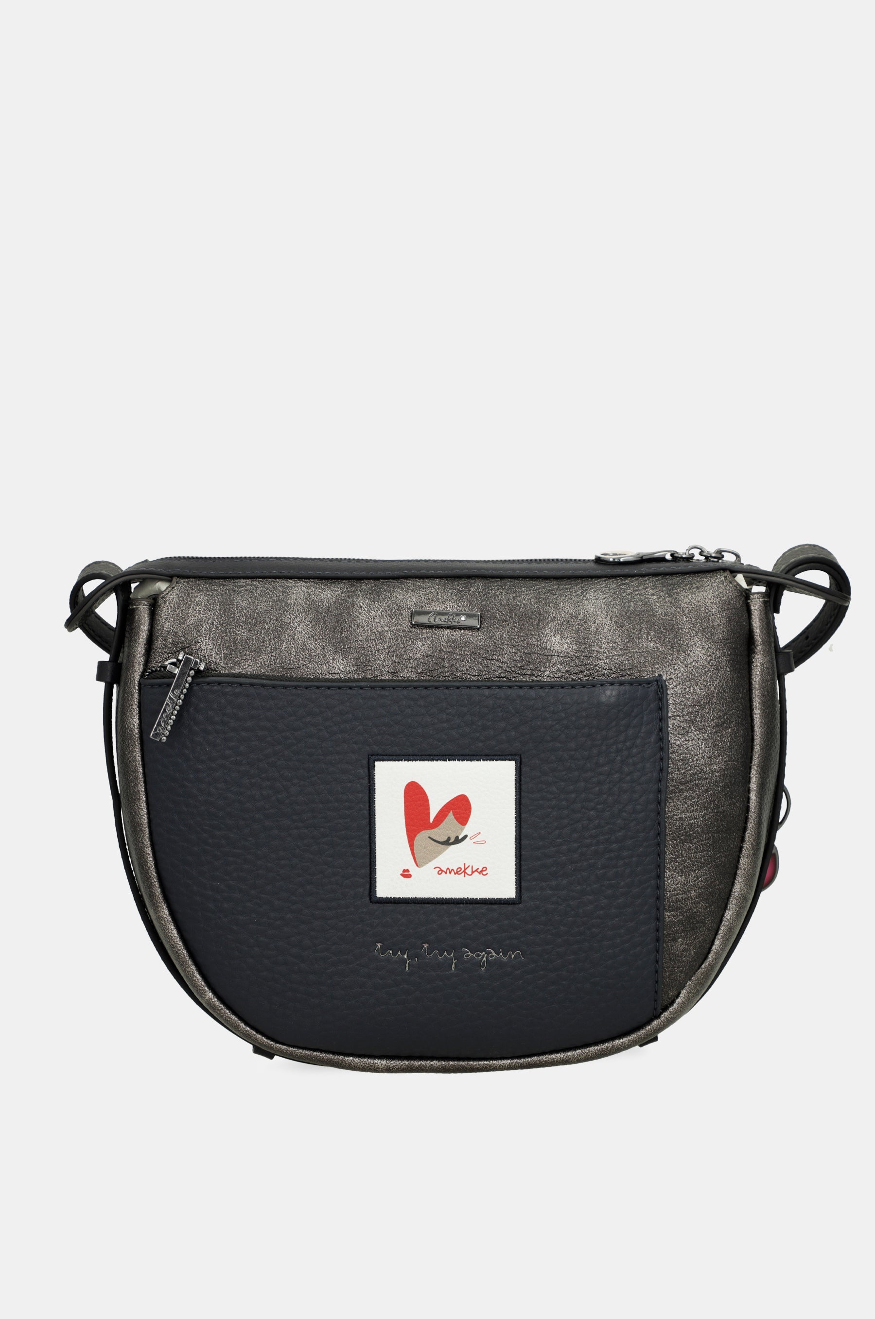 Oval crossbody bag Eikon