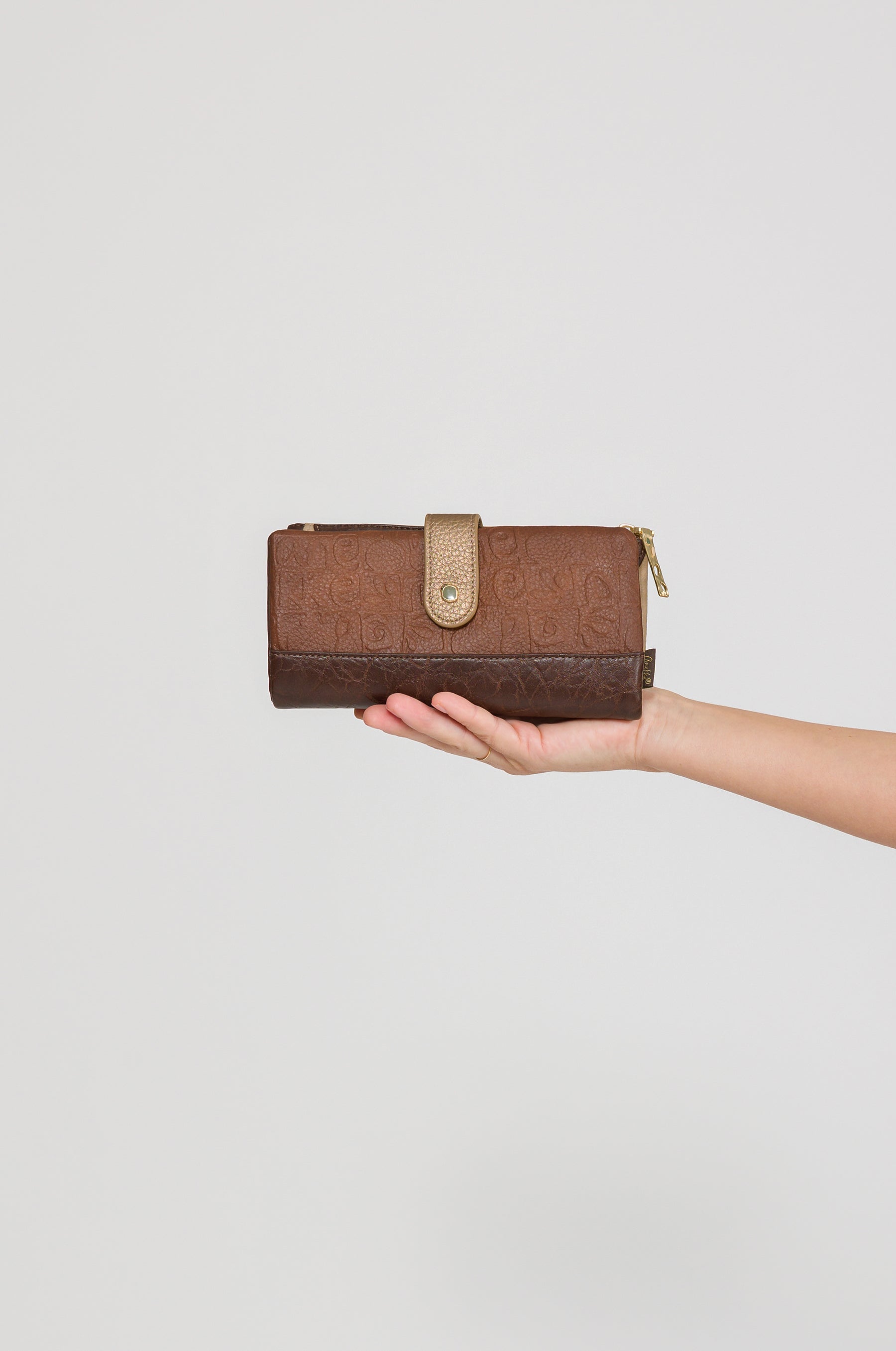 Large soft RFID purse Muse