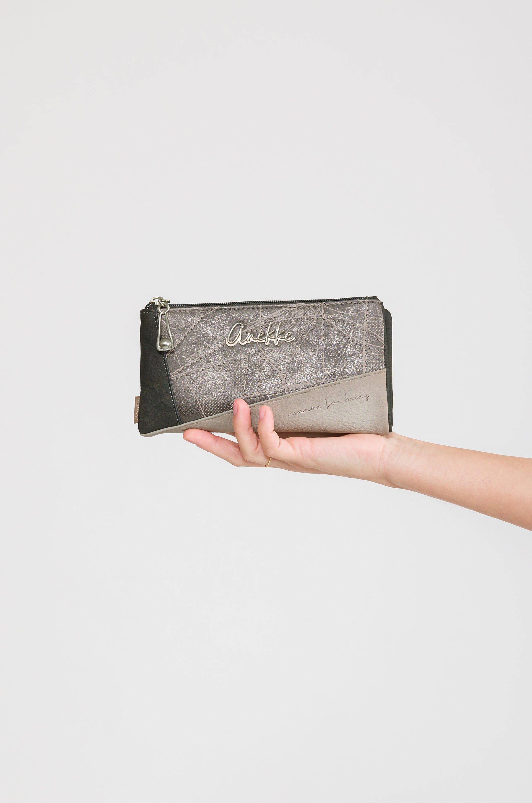 Soft RFID wallet Auralis