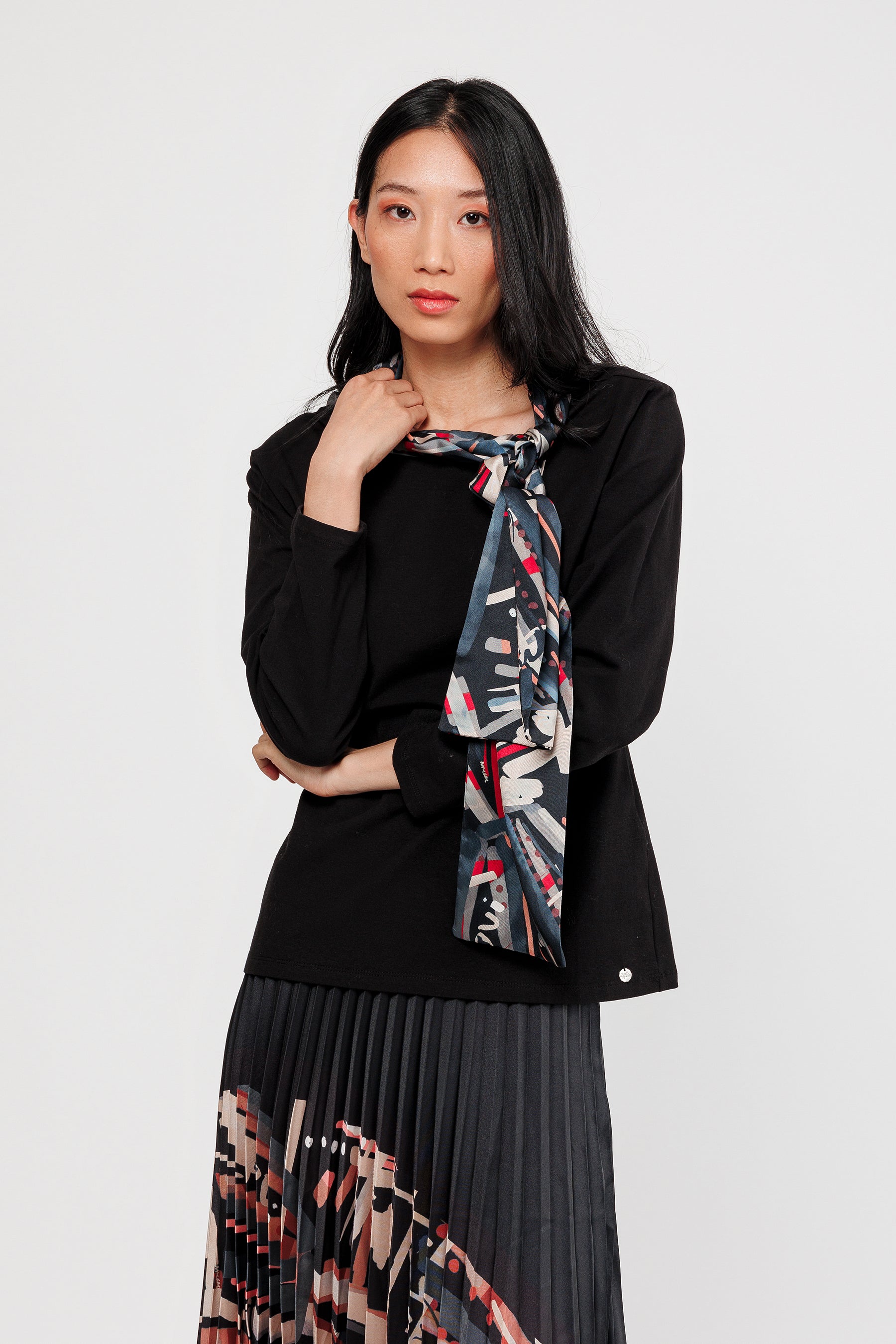 Mademoiselle black jumper