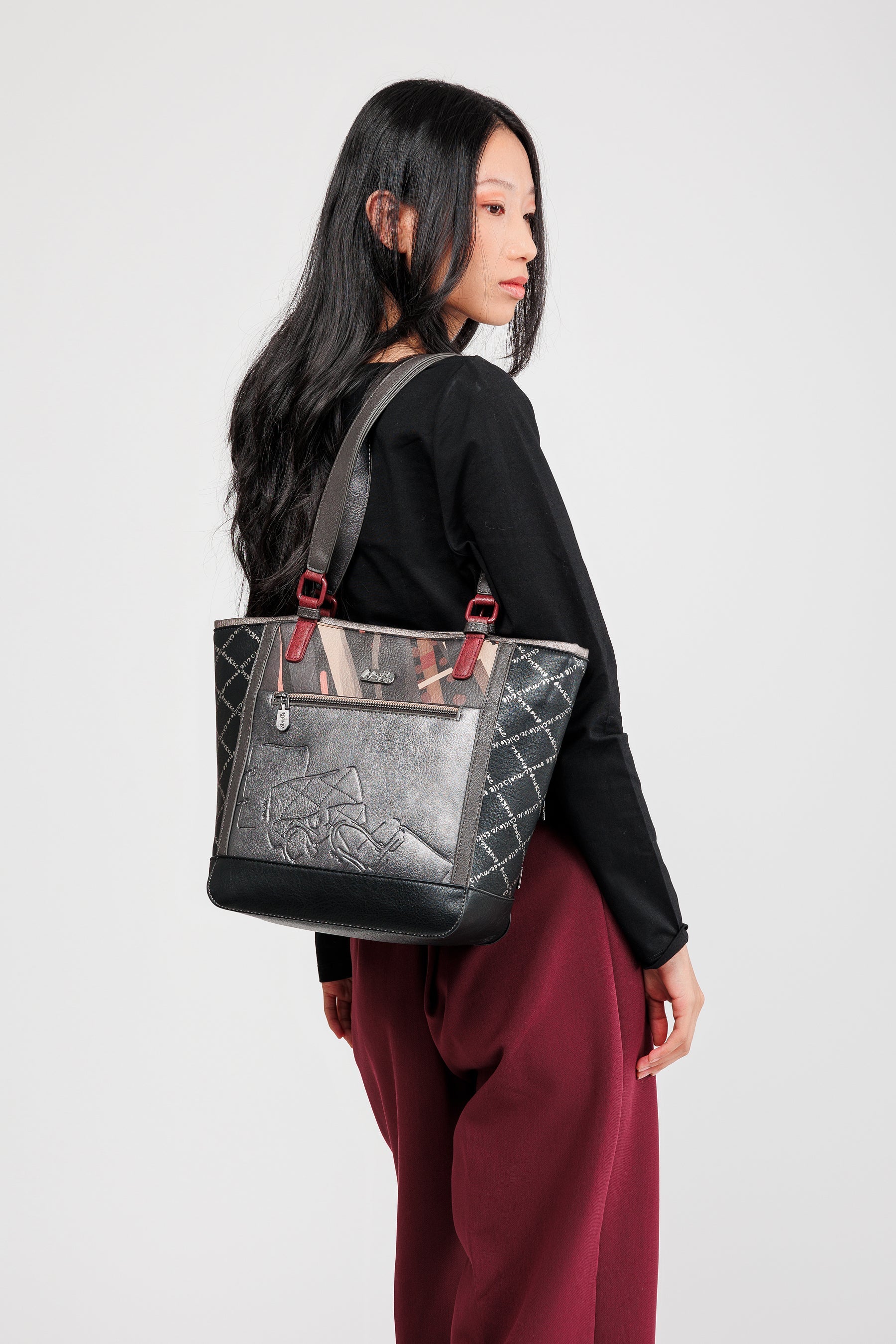 Mademoiselle large shoulder bag