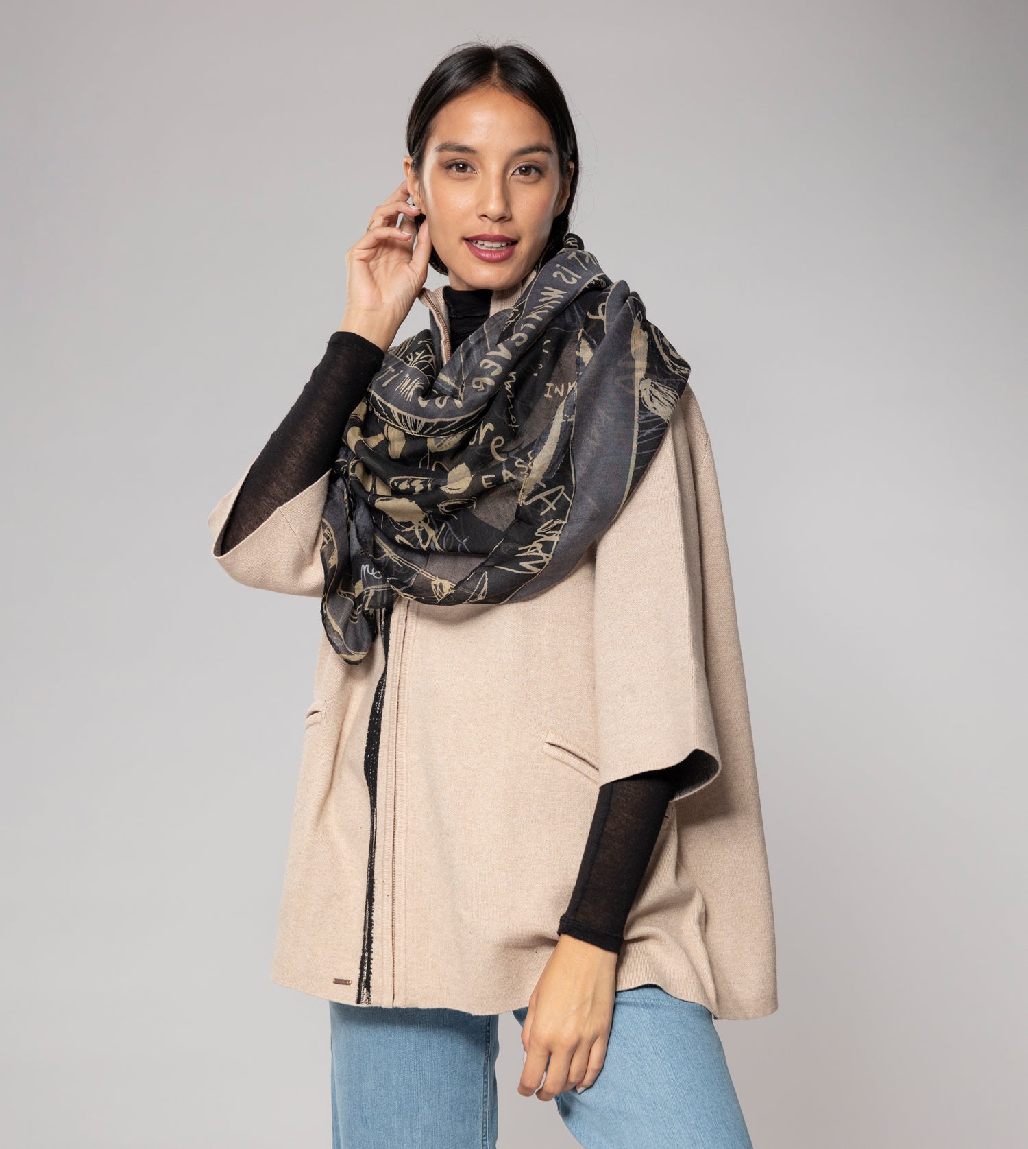 Palette black scarf Anekke