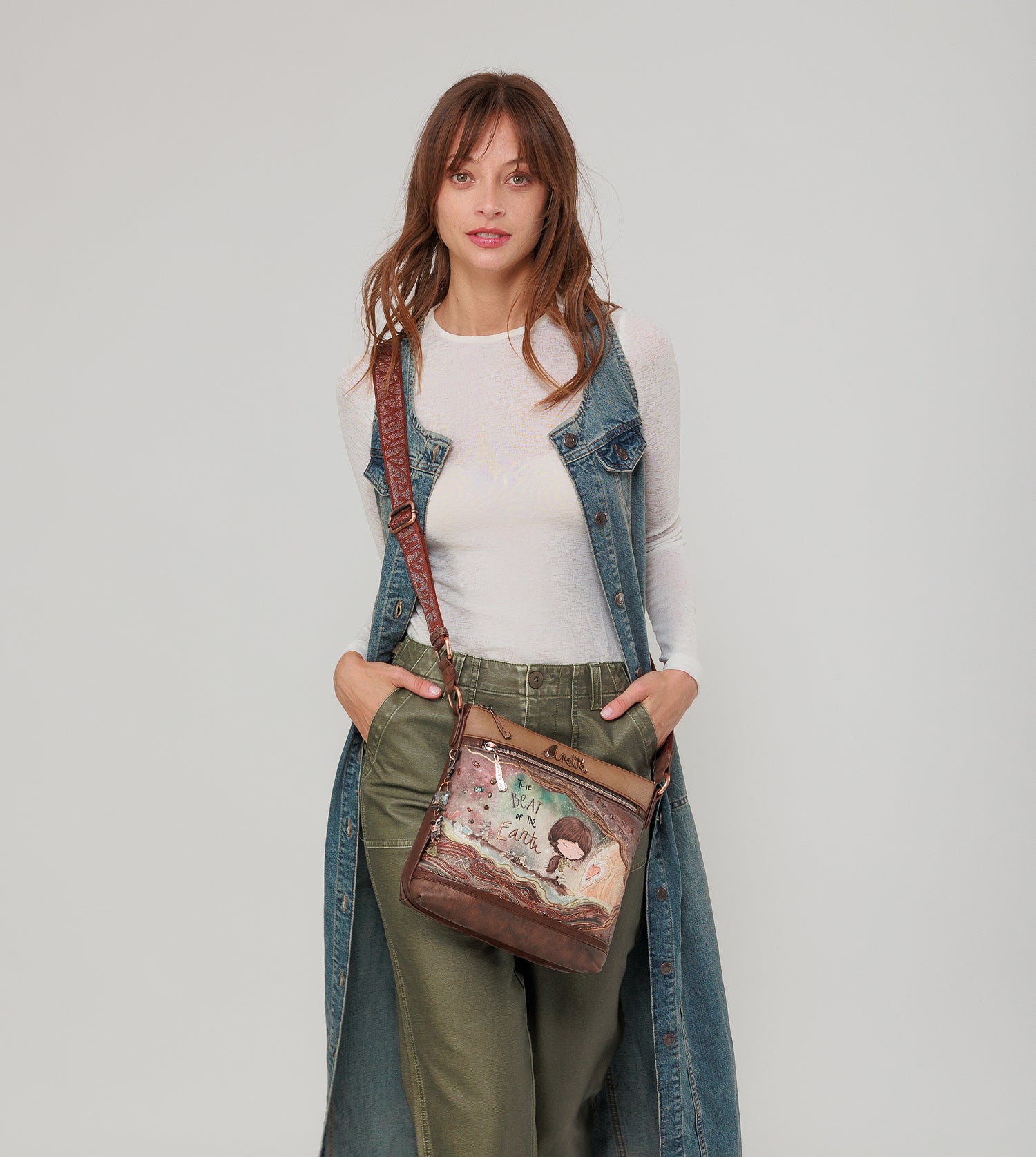 Core 3-compartment medium crossbody bag