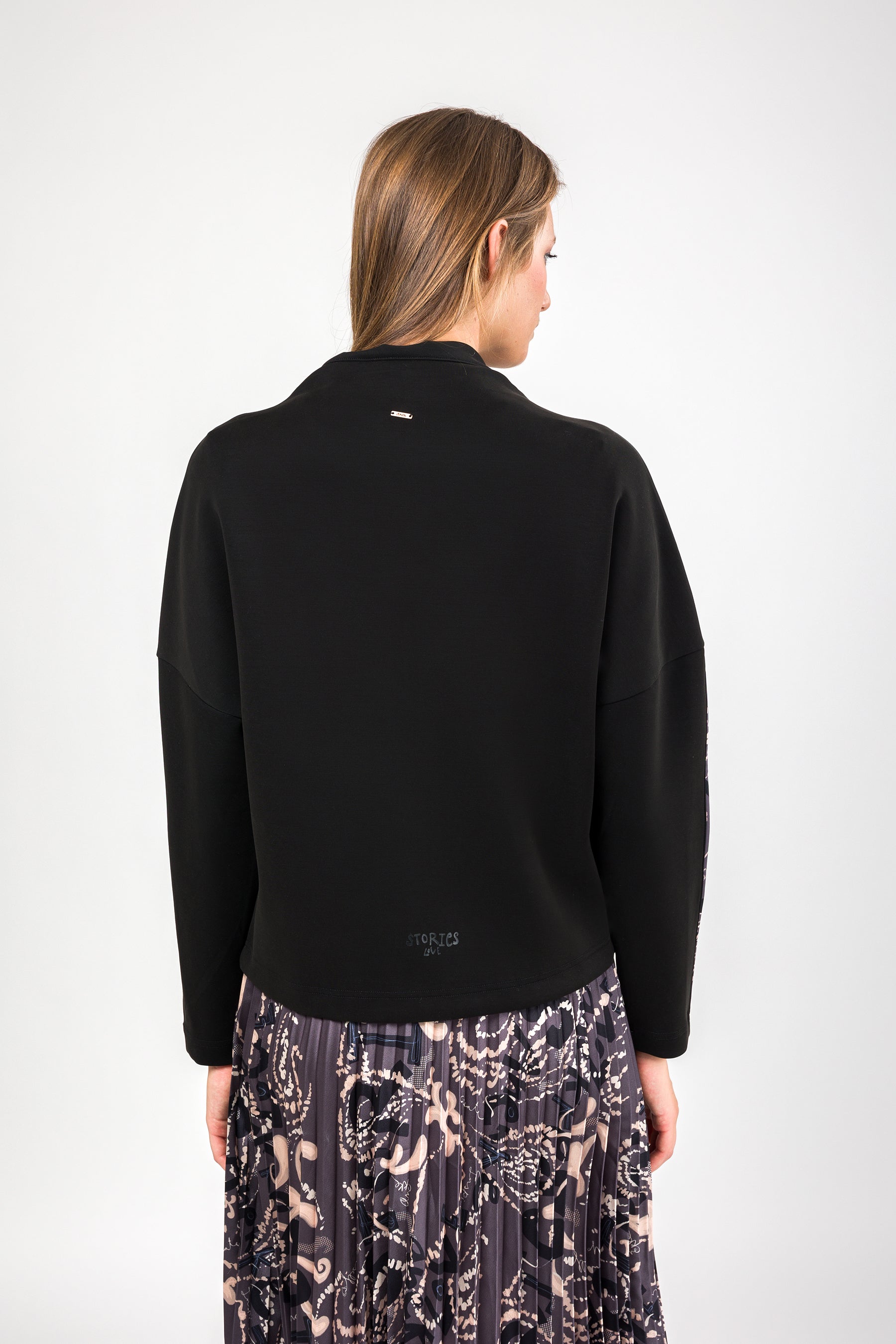 Real black sweatshirt